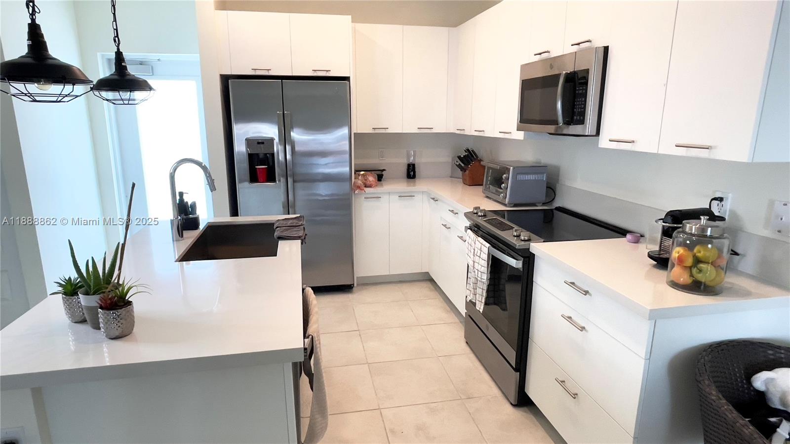 Property photo # 8