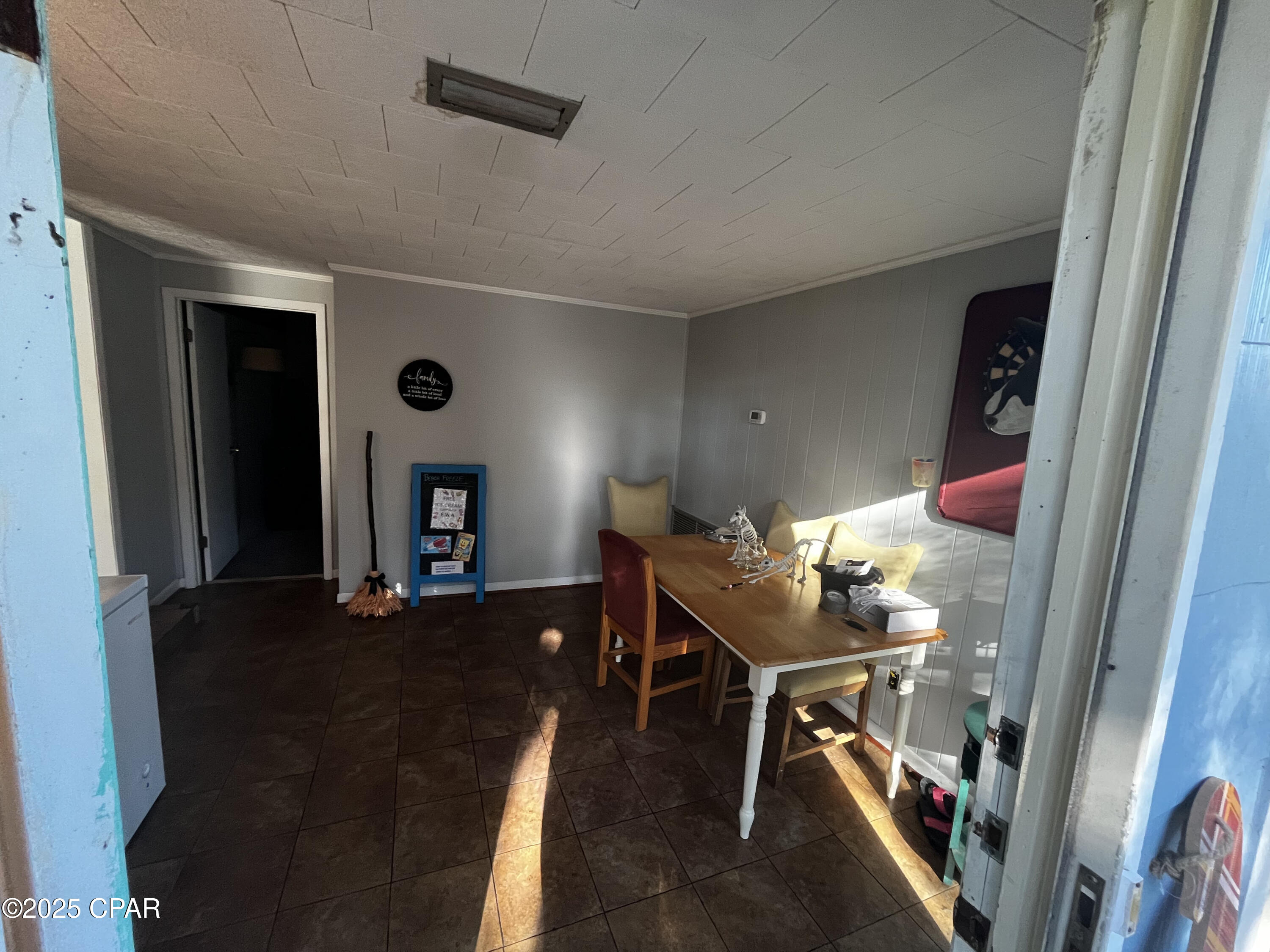 Oc4aexismkccnho5bj Merc1maulzakevrcosmwesnu