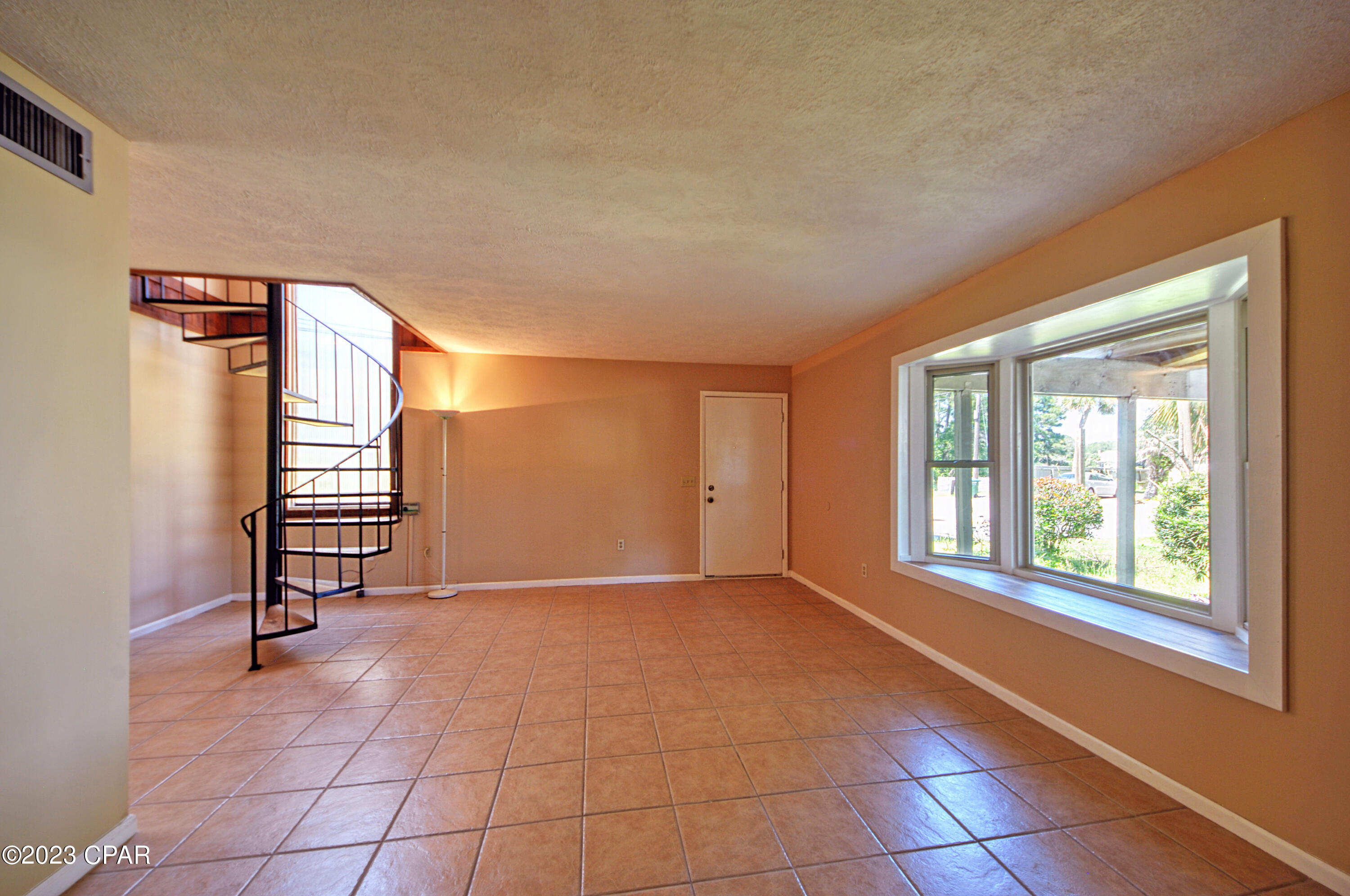 Ugp4gxevxtd6yzqjtliv Sne U5mgcit_nip0bcjglm