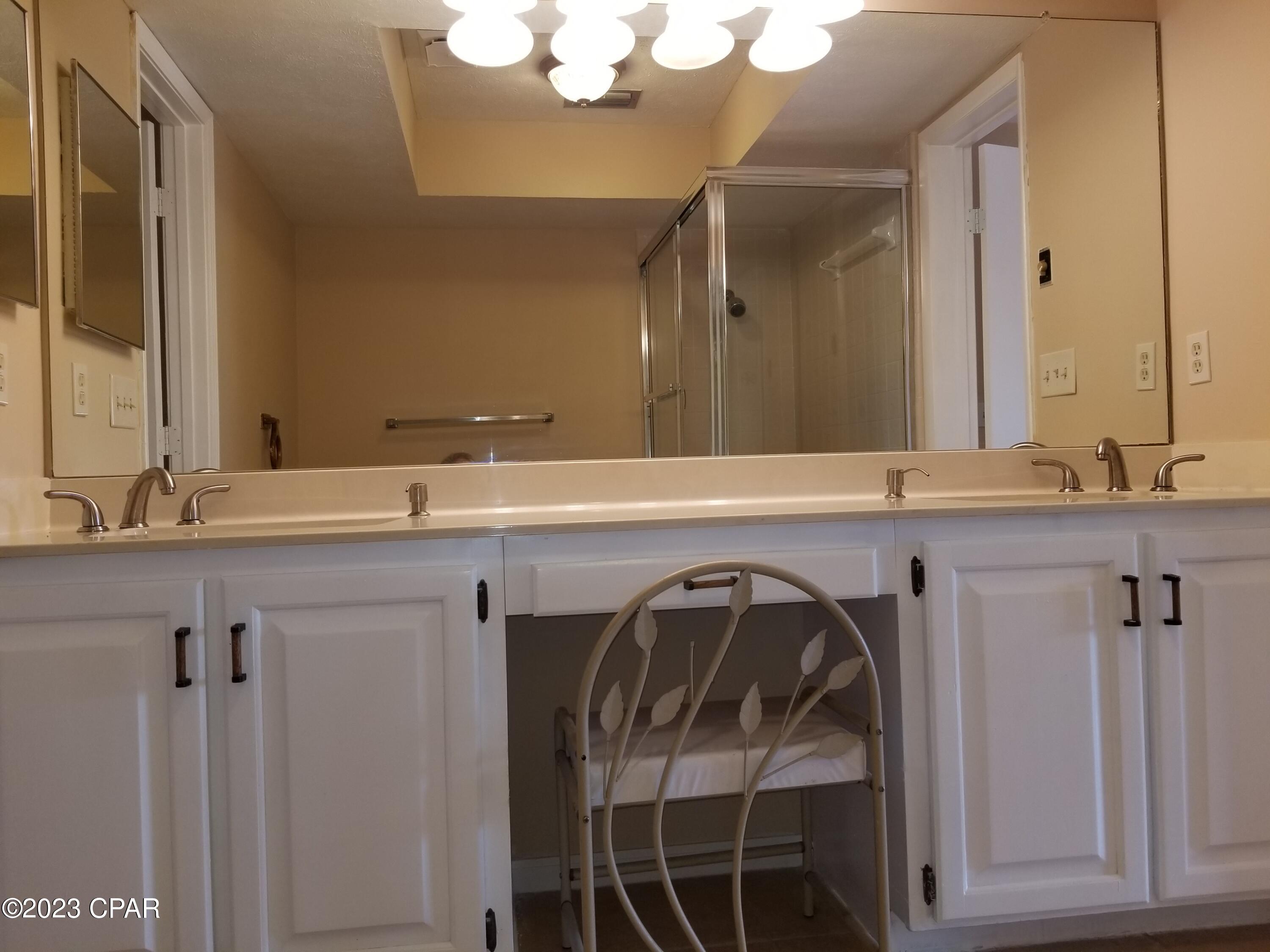 Ksuray9inbs1uytqnq61ynwf0lbg597fmcsch3c4m4q