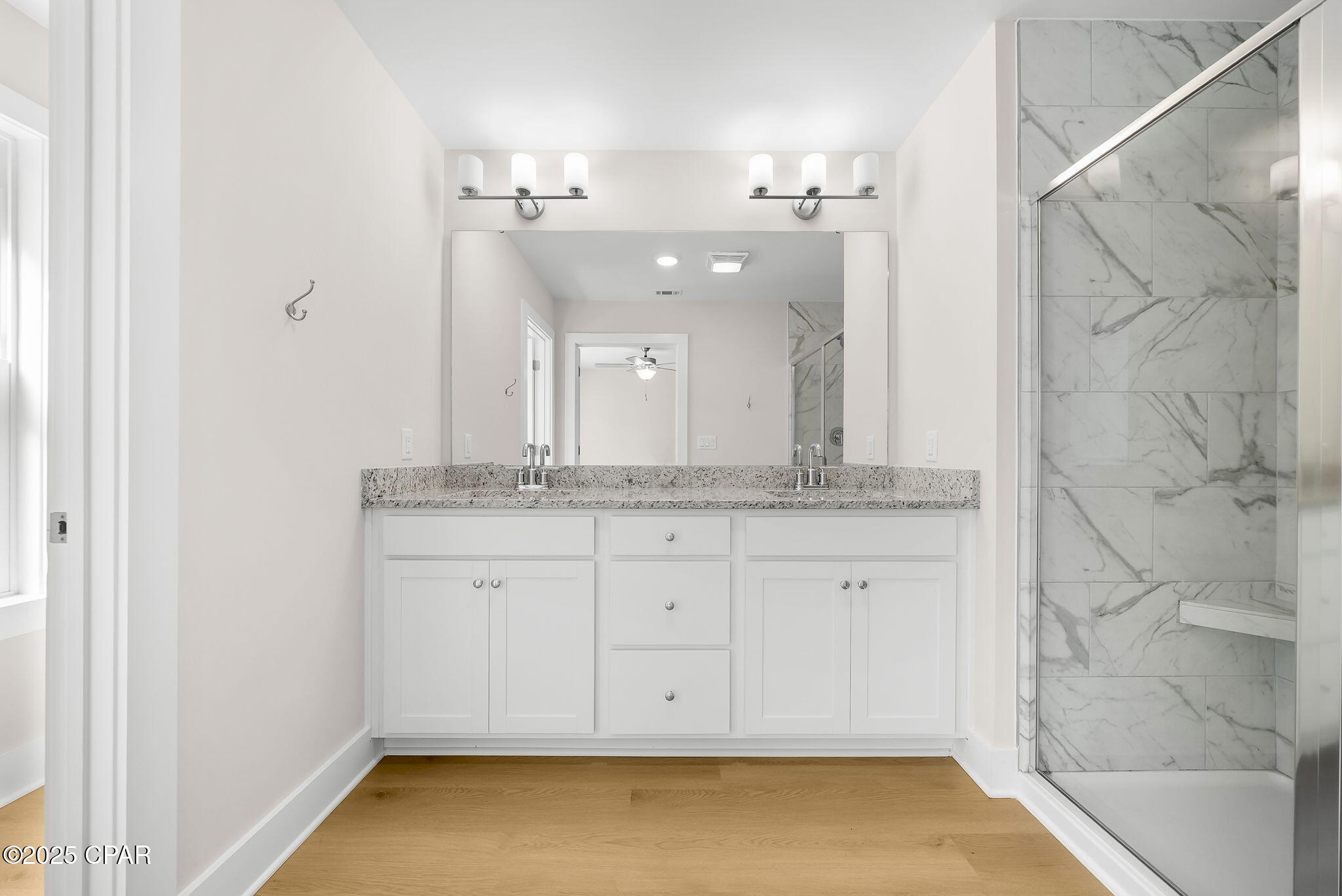 4gpwch5n1r81oee71jyfsrri4izc36t3iebwzvnqcpe