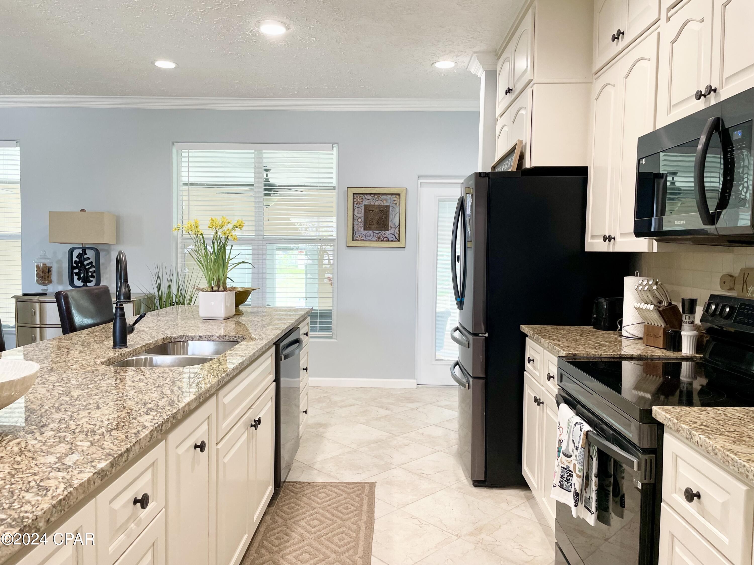 Di86jsoavinmo_qqmwlssaoci5l1fdplqrsmwx Szsc