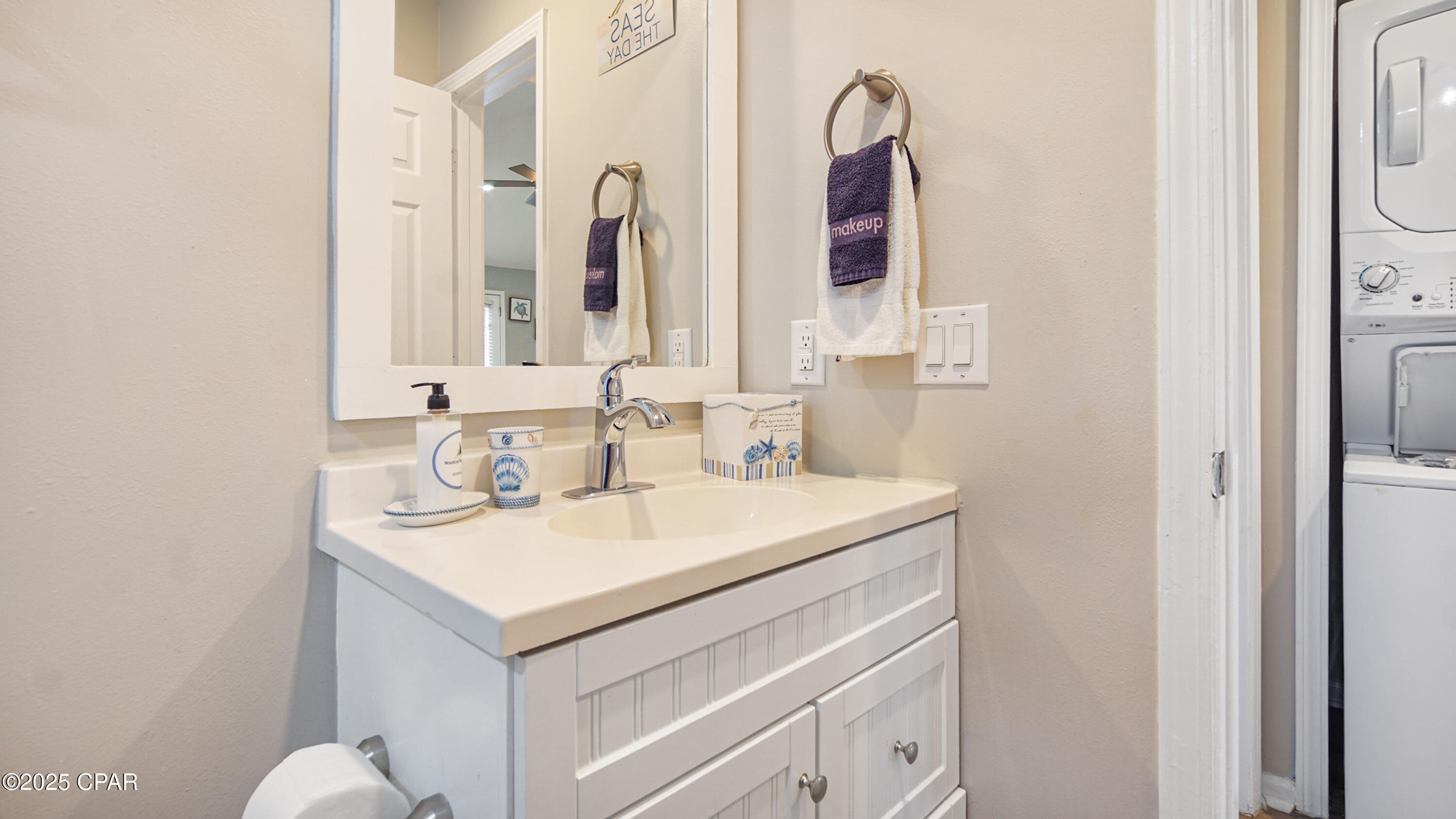 Fb8vr8ypj5k6vdxzudky5py2bmv0ujzf7svm292tksu