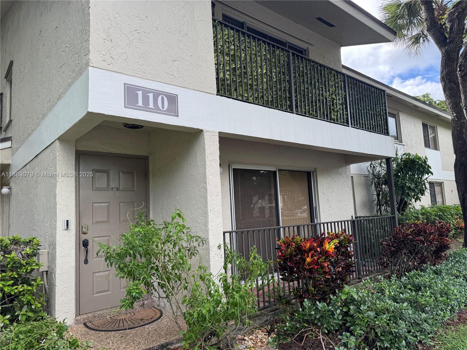 Gardens North Four Condo