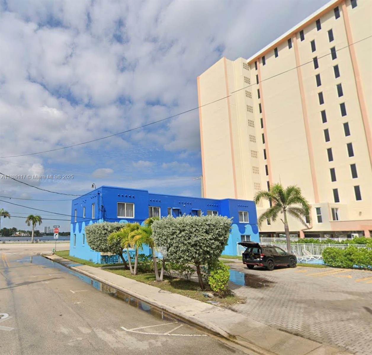 809 Ocean Dr, Hollywood, Florida 33019