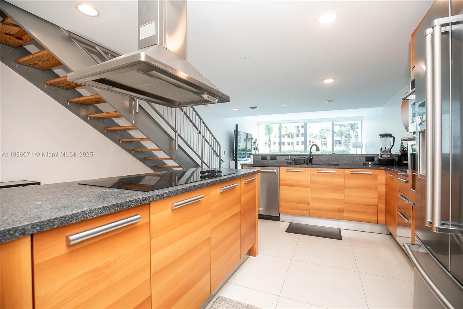 Property photo # 7