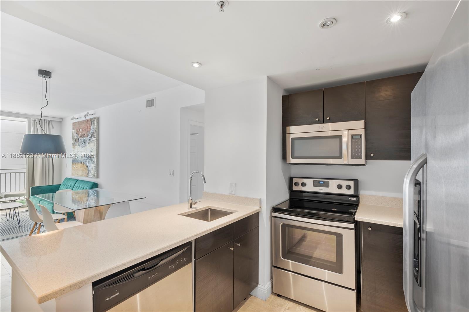 Property photo # 4