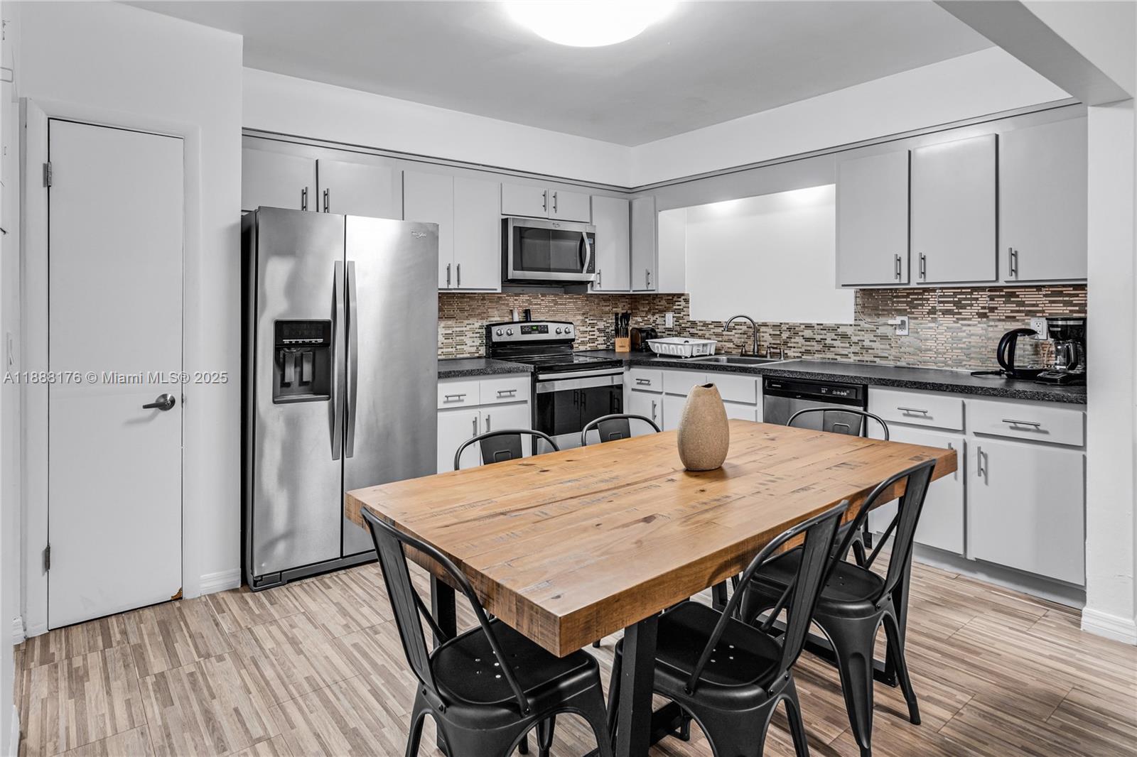Property photo # 2
