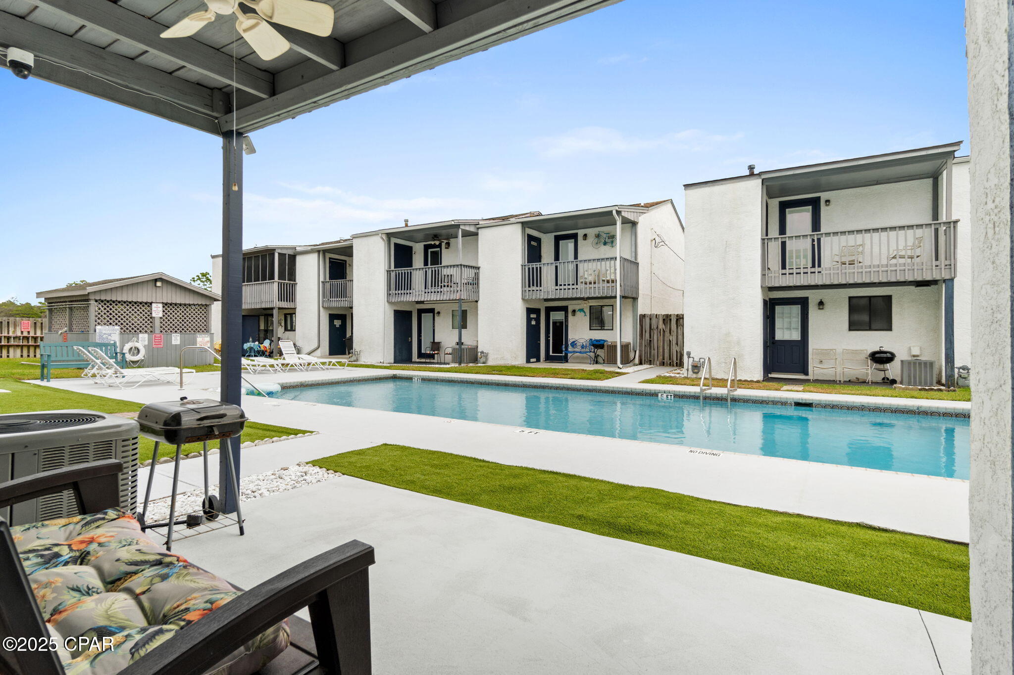 Aar8 Ub1fx Ysbvvemdvocuctog0vaqpv Eldczzgag