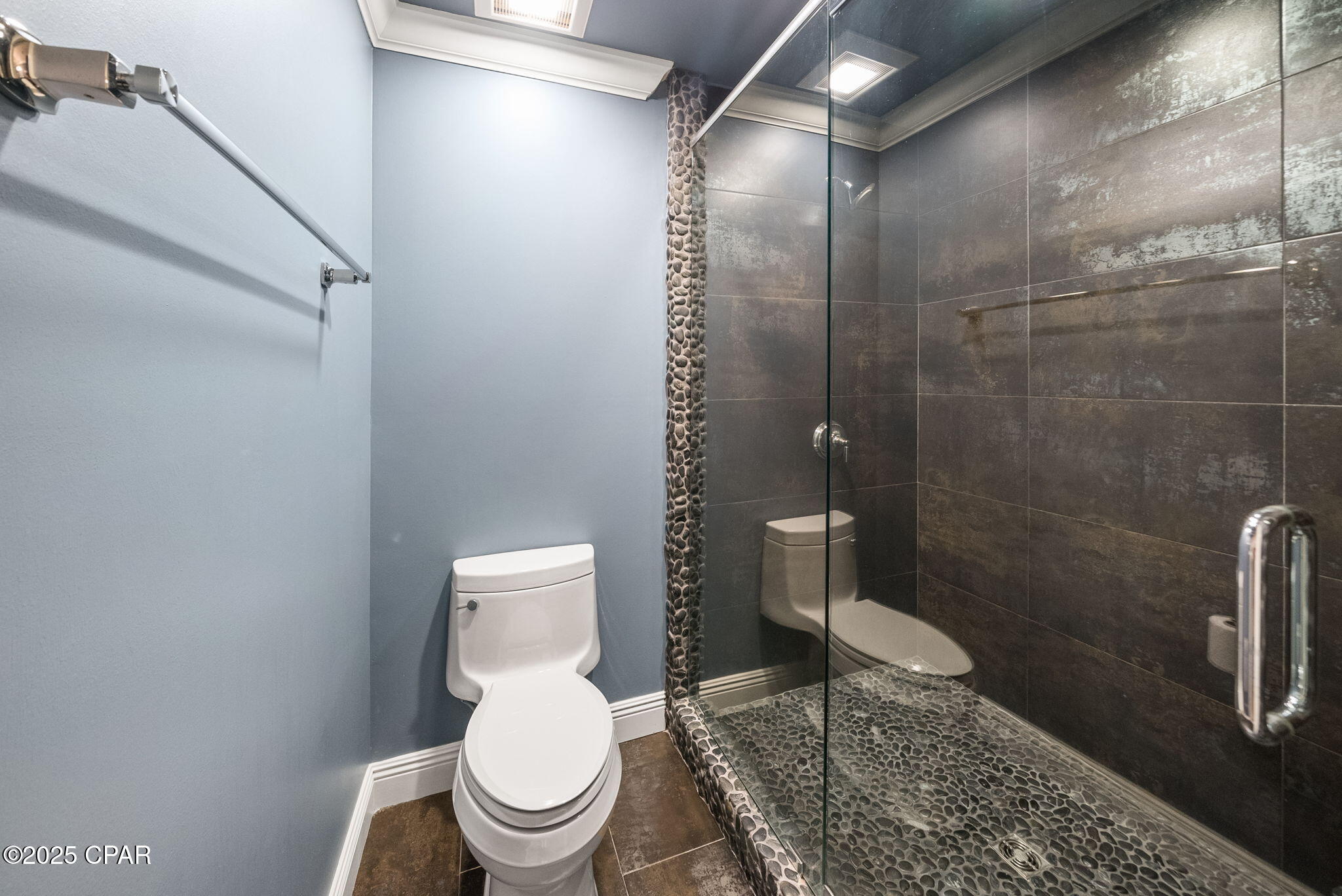  Ymvj9qg23ei_jv0gjnuw5z_434lfhukick10f_ta08