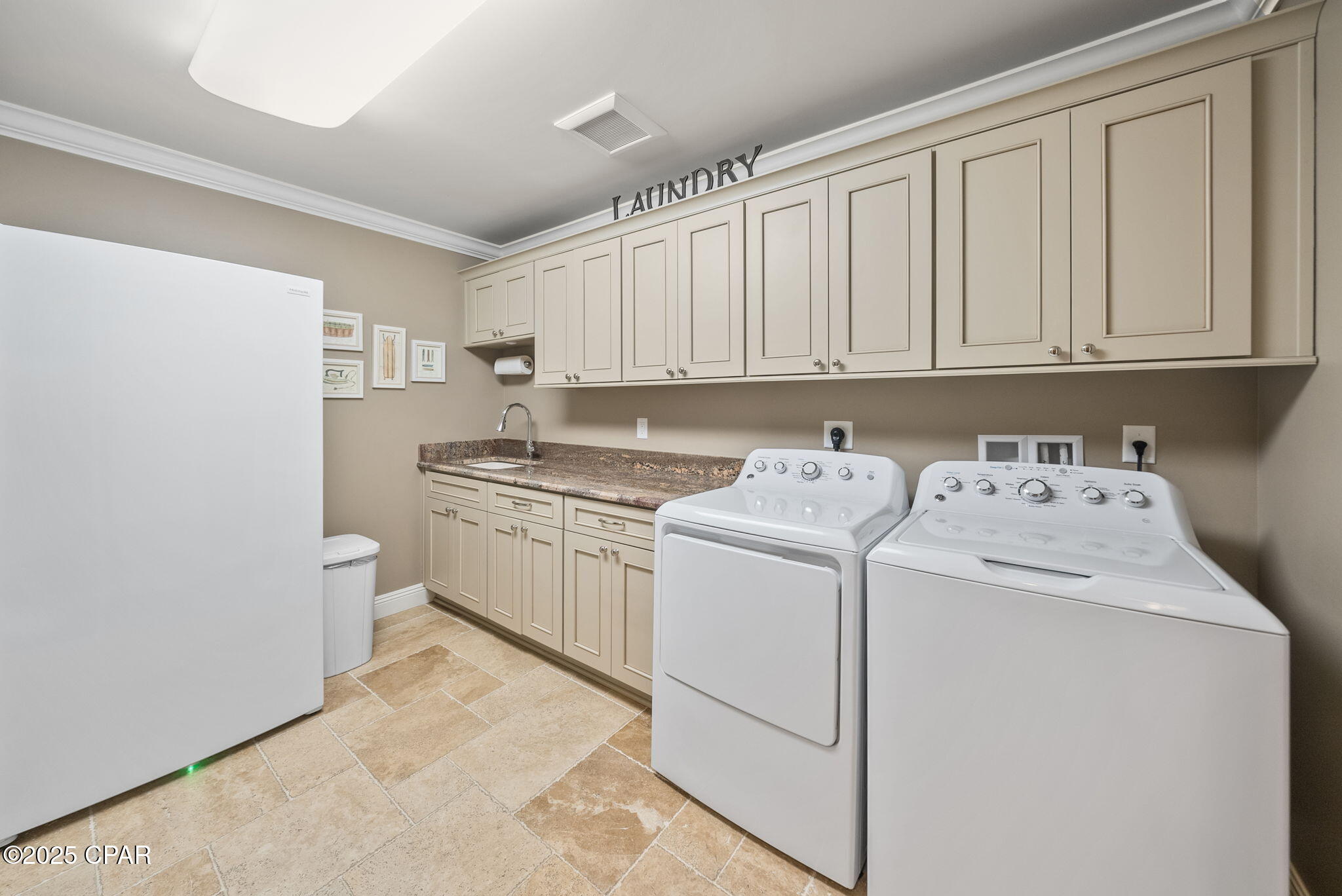 Gburfllhgcfcjnz8p0rwddr2fed2ufunlrmfcm_rlq8