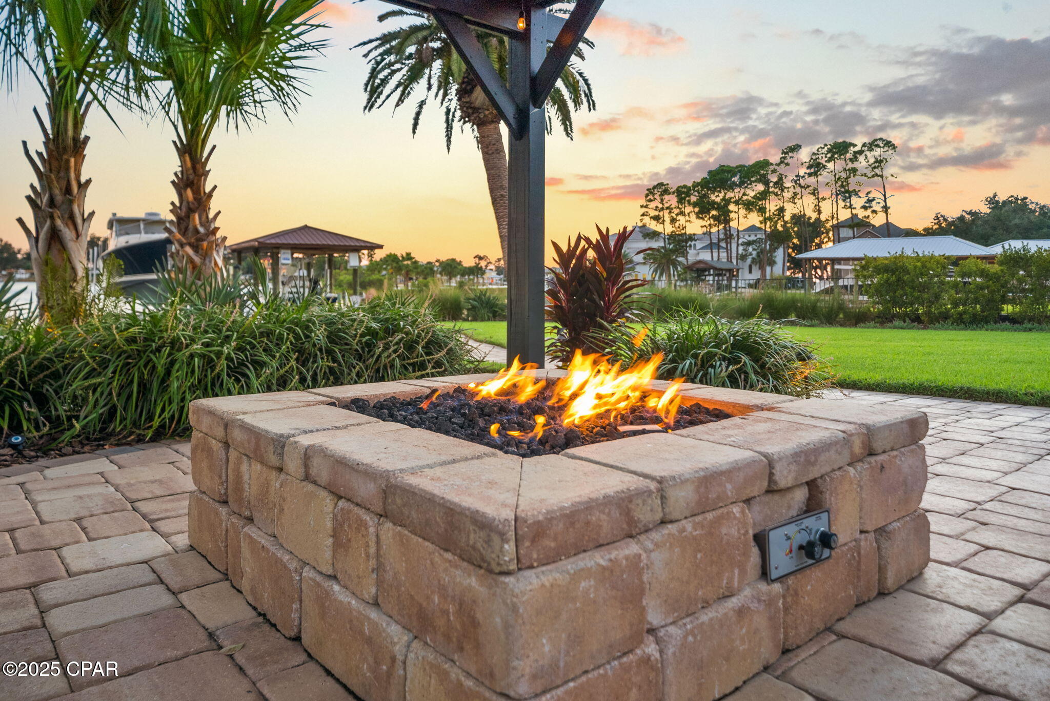 B0cgmcmfxbihac7e_4kbio880wtbazjuf7i2k_lo1m4