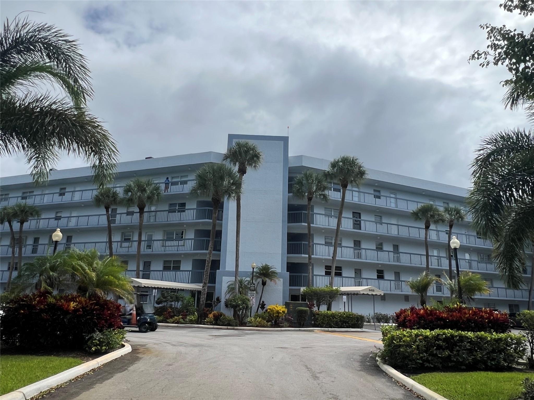 Boca Teeca Condo Unit 09