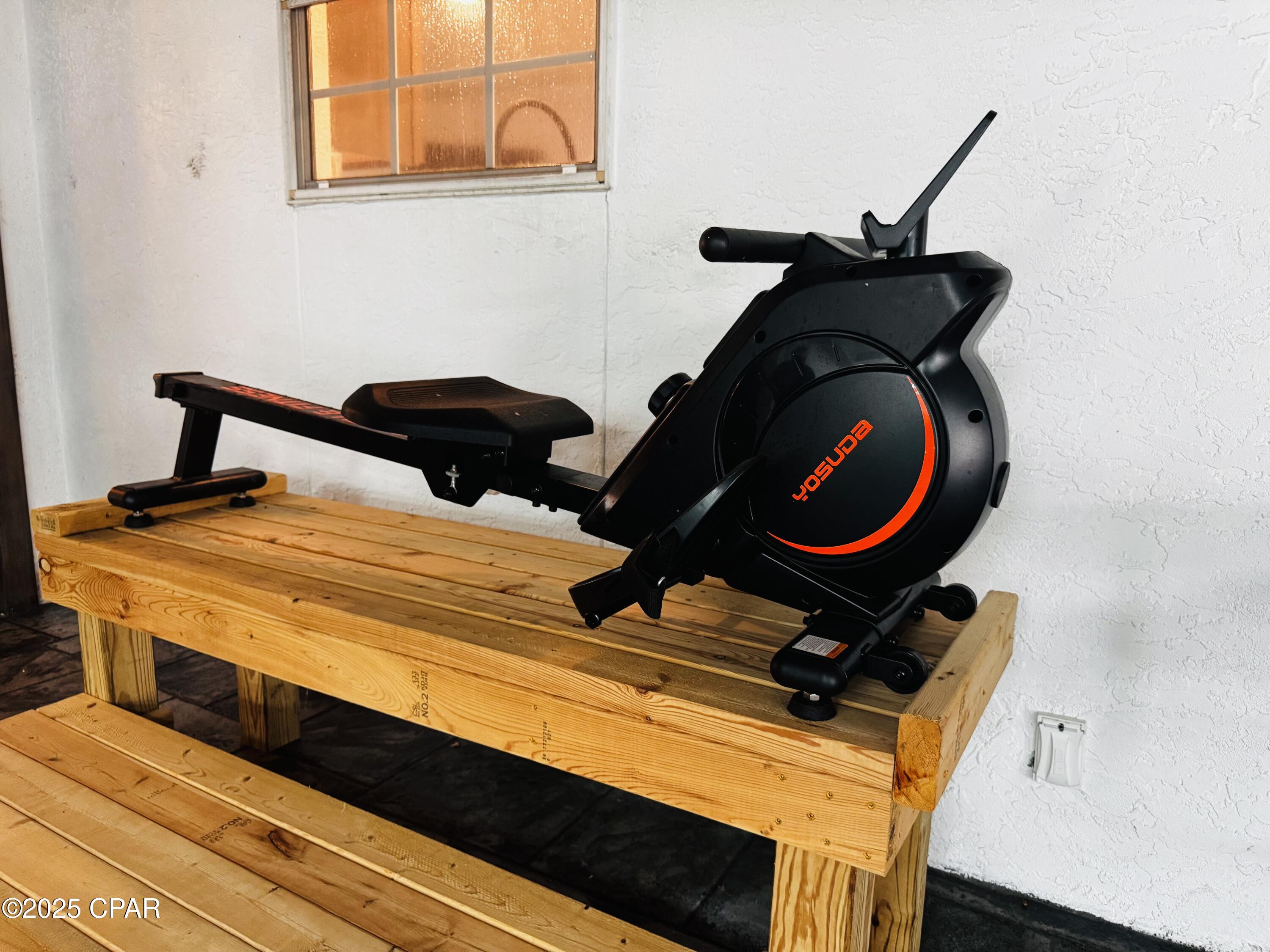 Cu6dwasybrl3tlp5hypwwcq2hynuua89qpzqx9dn_2g