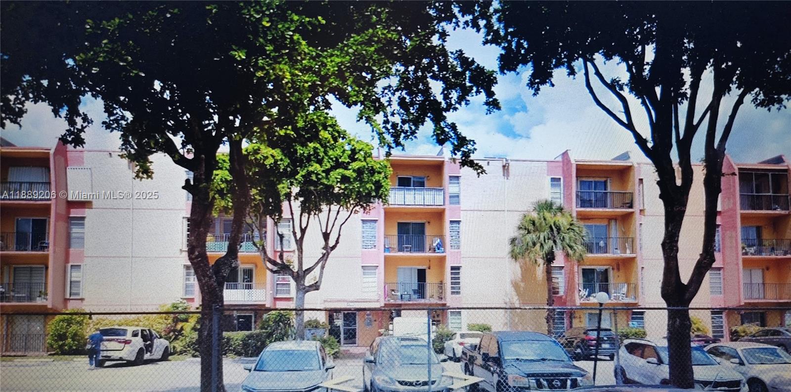 Property photo # 0