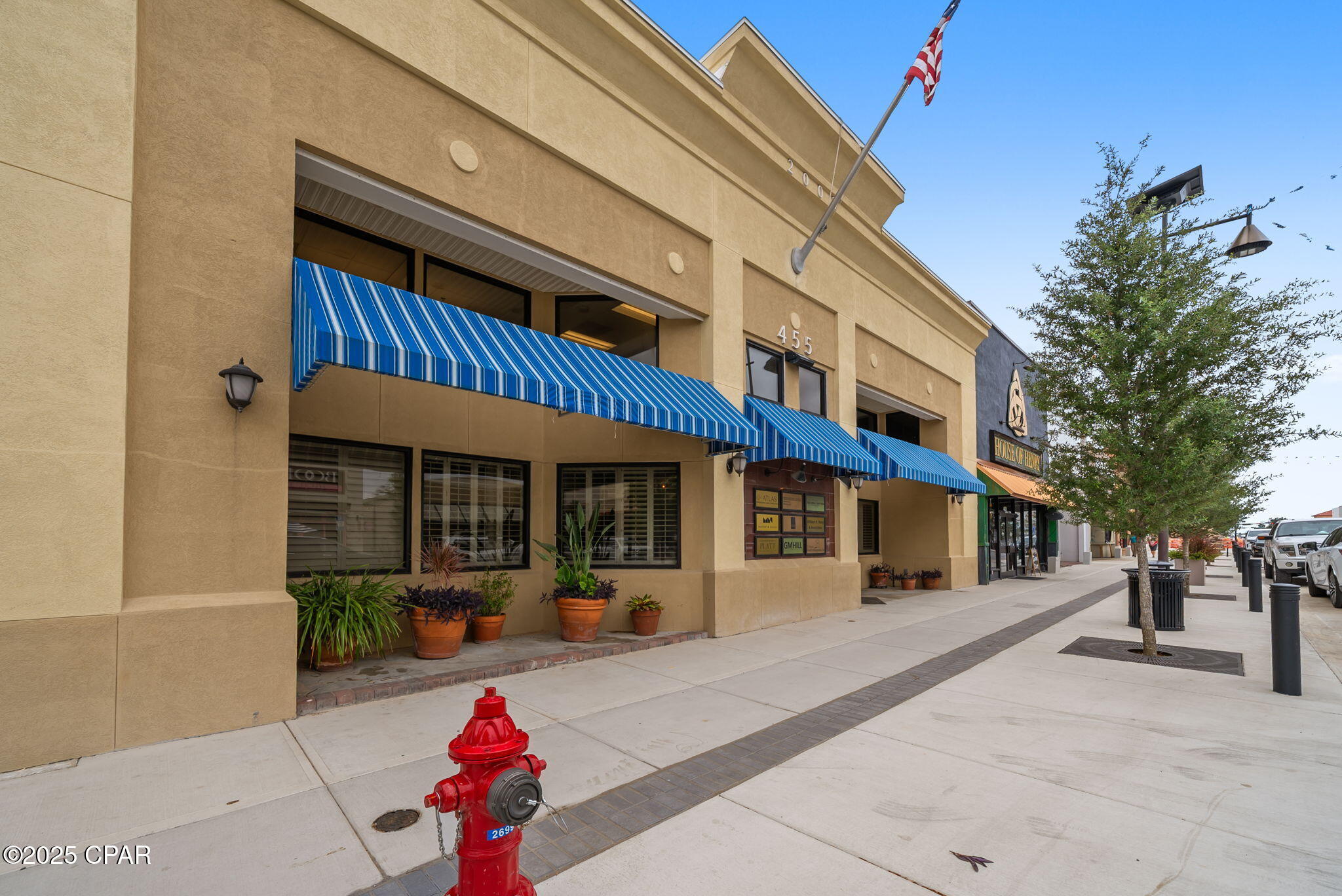 By Rbmzh7vi5bdpv779mzewg2xkamuva_hhlewq5za8