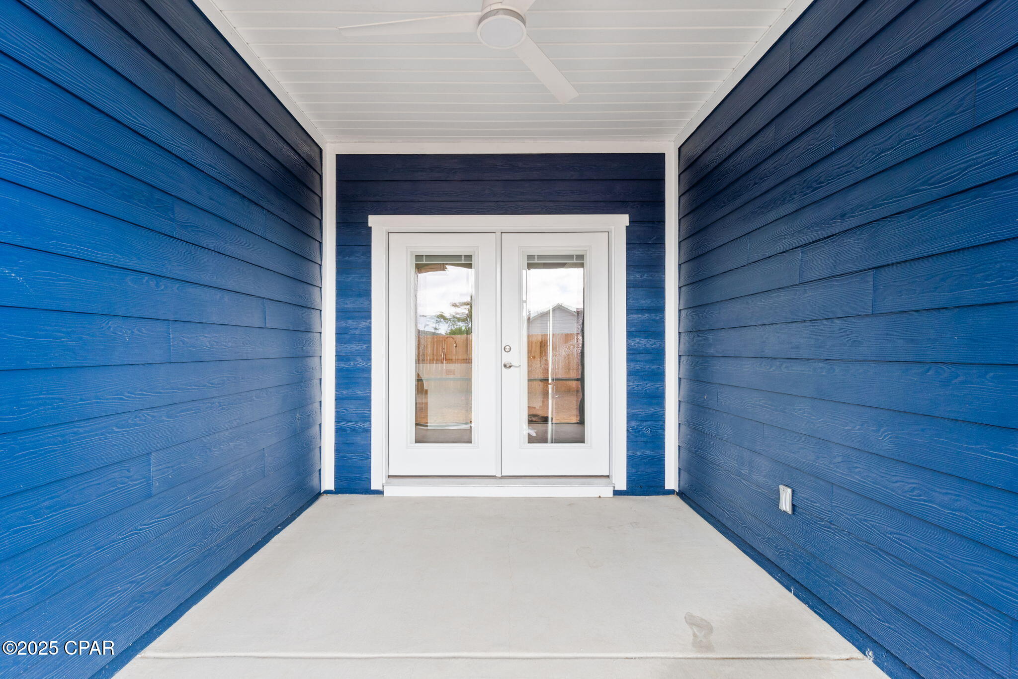 Dvaar33ajwtgk F_swkzb1qqoilnkaq2c7tvuclbbws