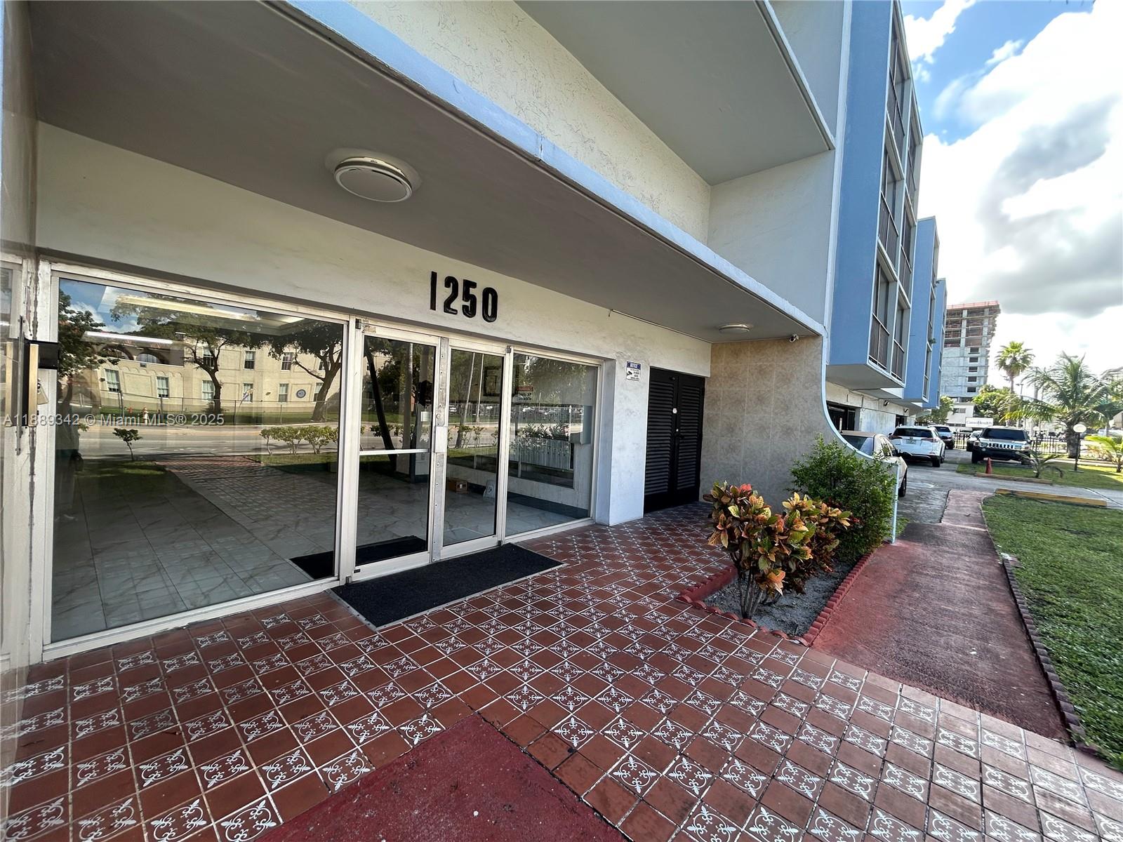 Property photo # 0