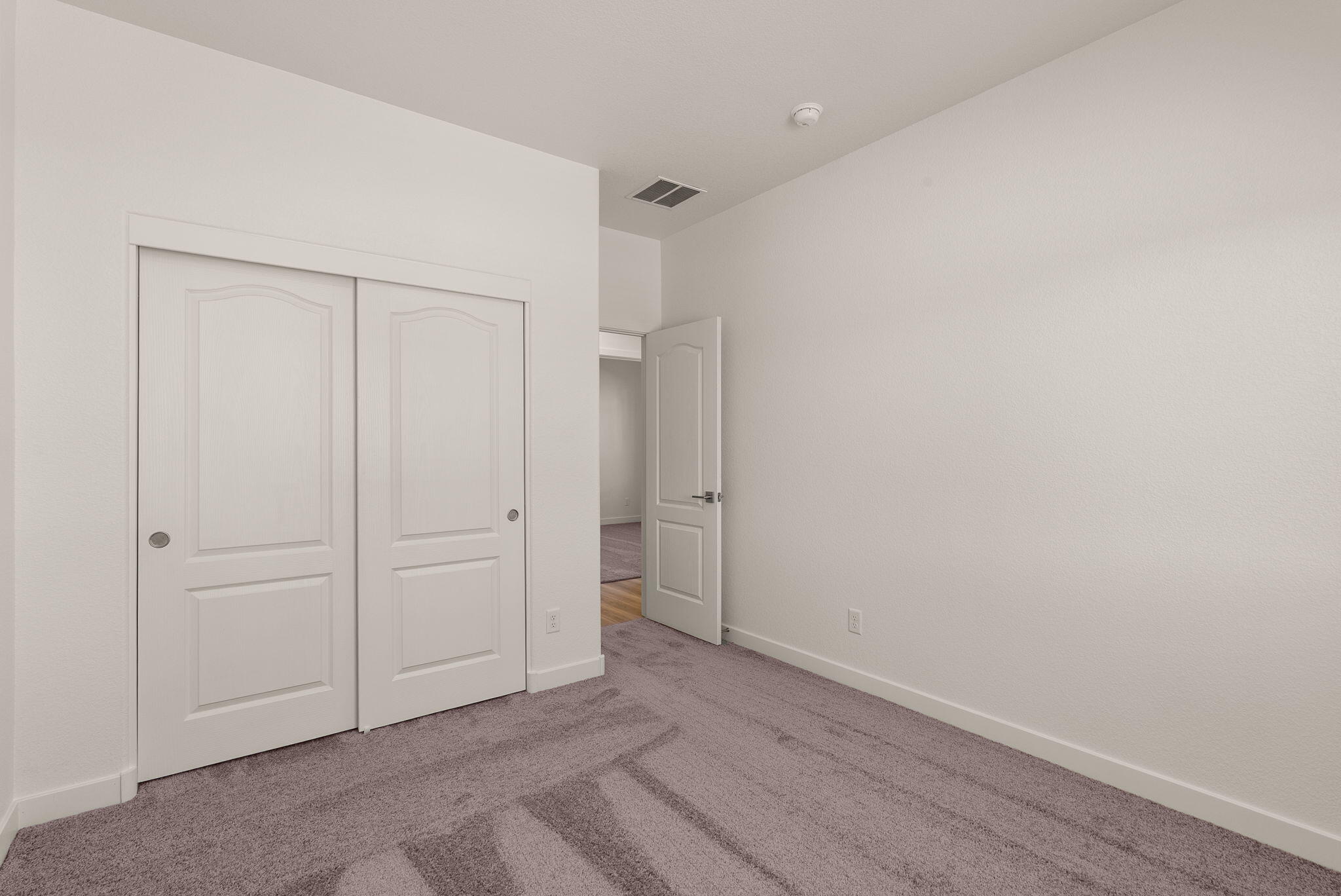 2514 Calle De Las Rosas 