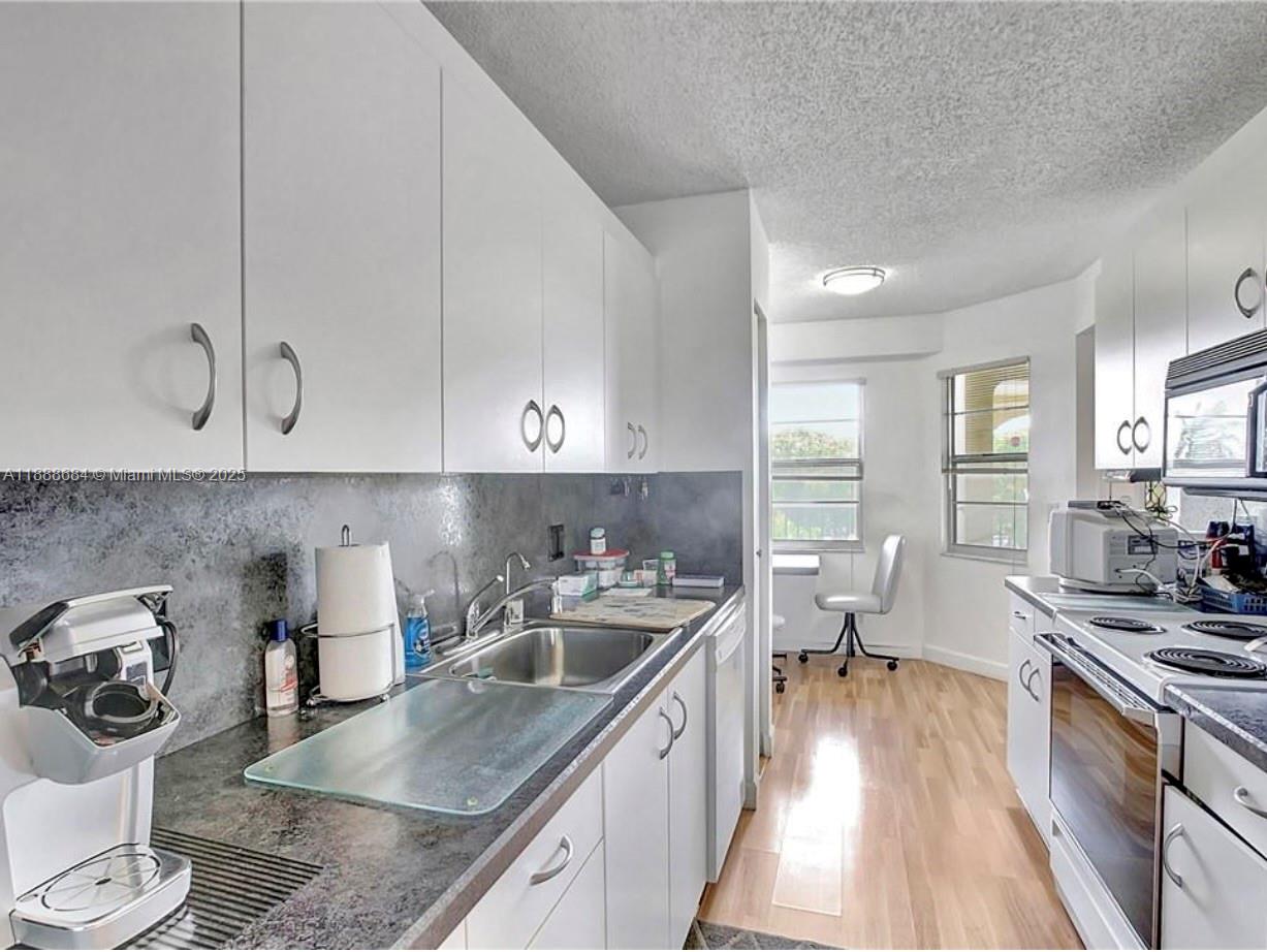 Property photo # 4