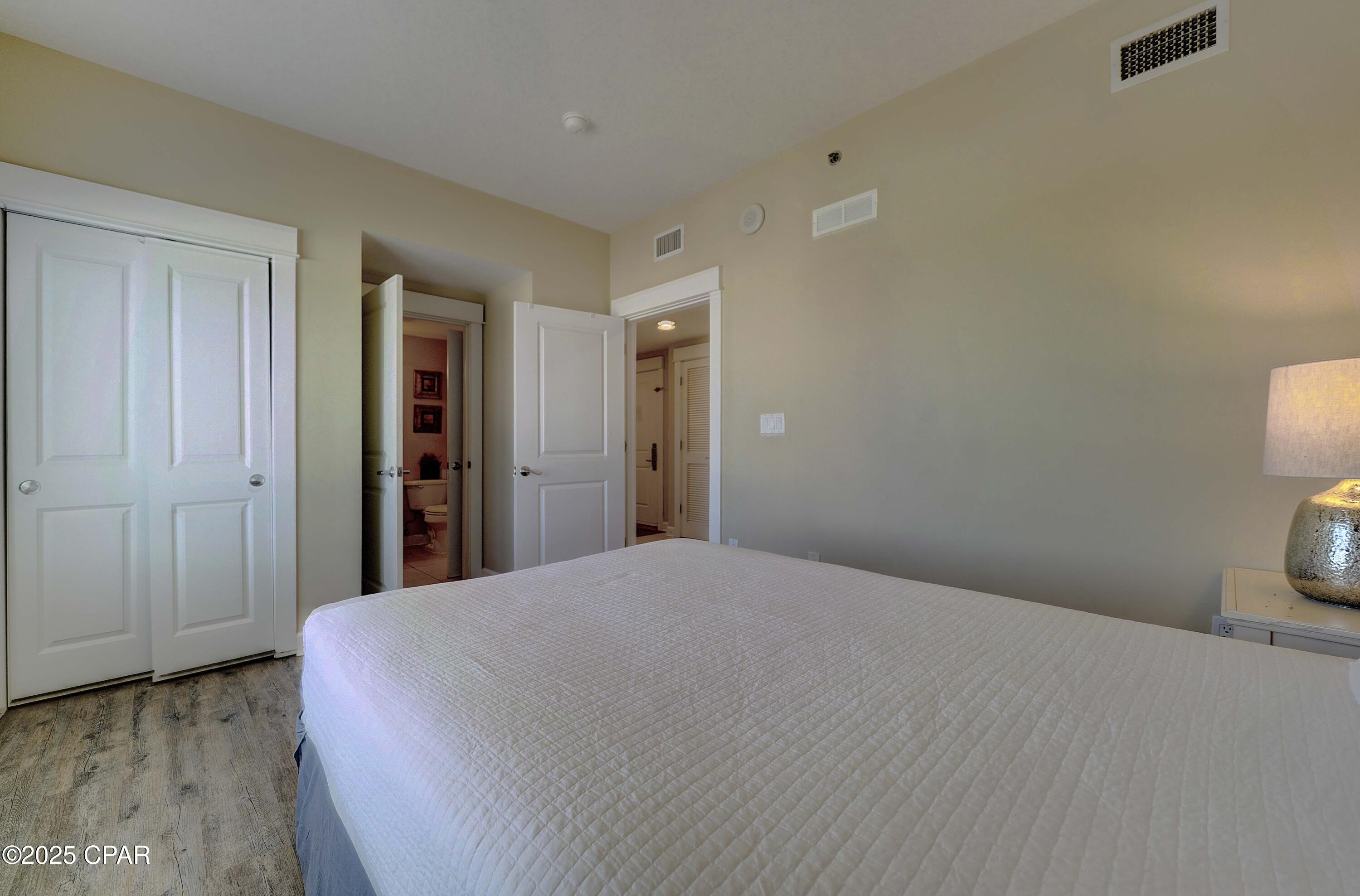 Uruocicgbvmmeeagxpcbarwam5m9zrf4be4cxlxtmqe