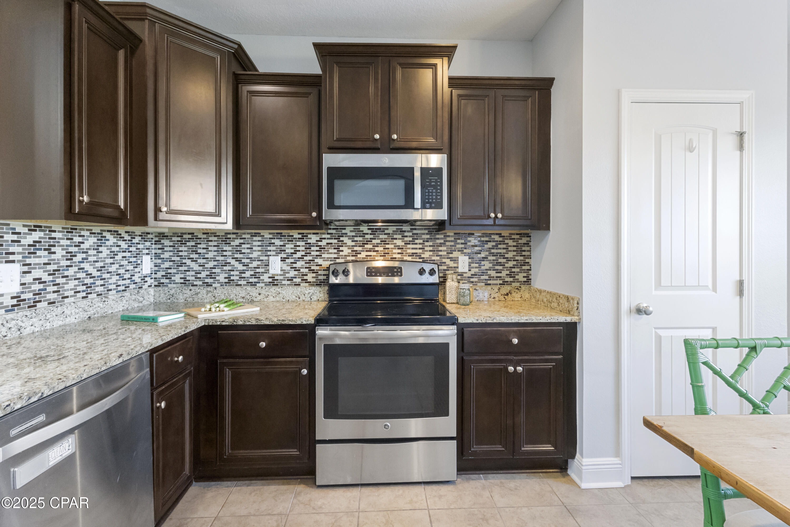 Image 10 For 3207 Colter Street