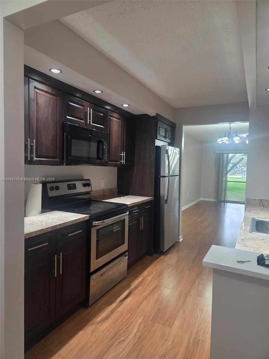 Property photo # 9