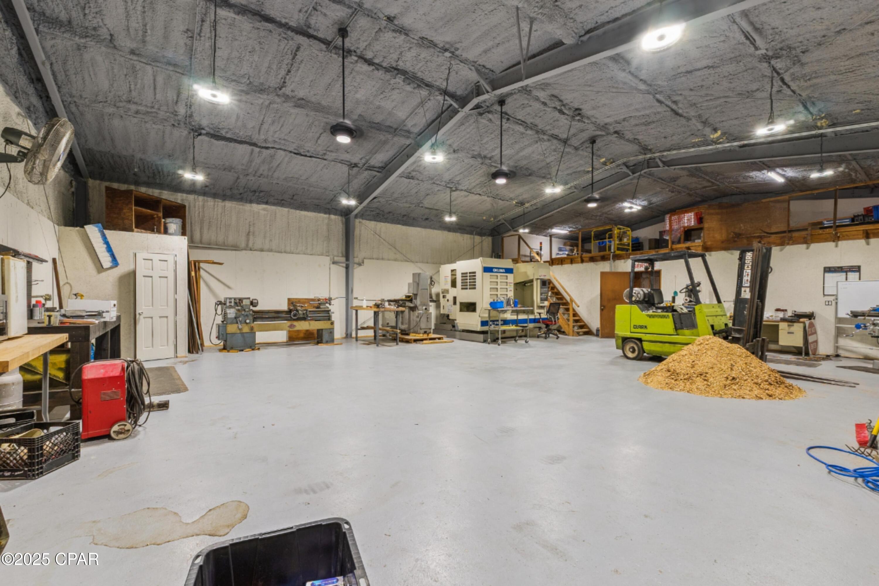 U_cwfbyrmd2g5vizhv1q7d_swwrcjdyyaa2l_u8ae_a