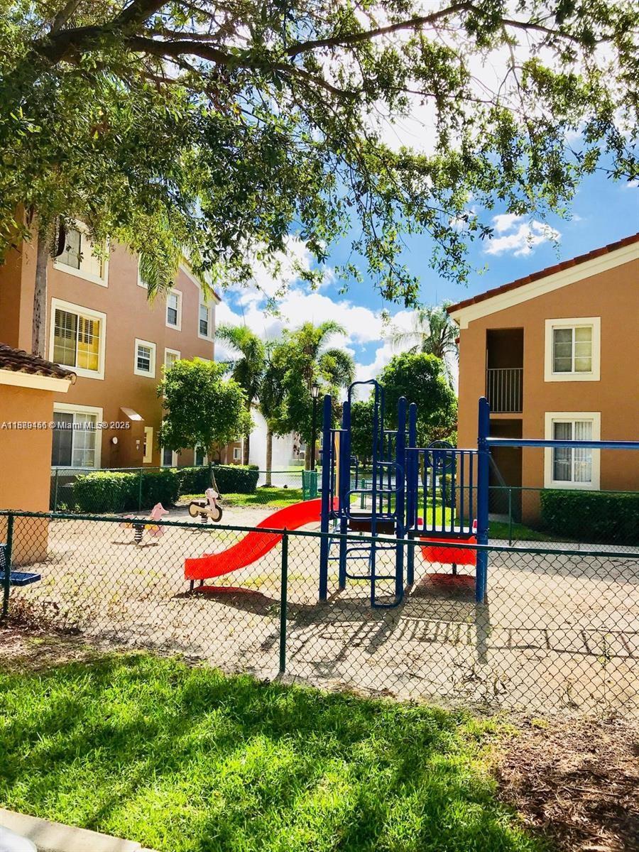 Property photo # 9