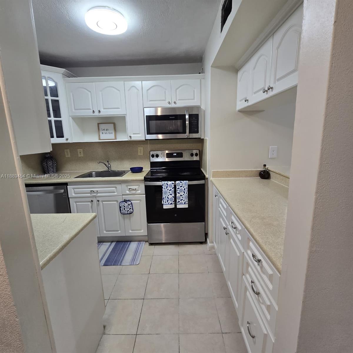 Property photo # 2