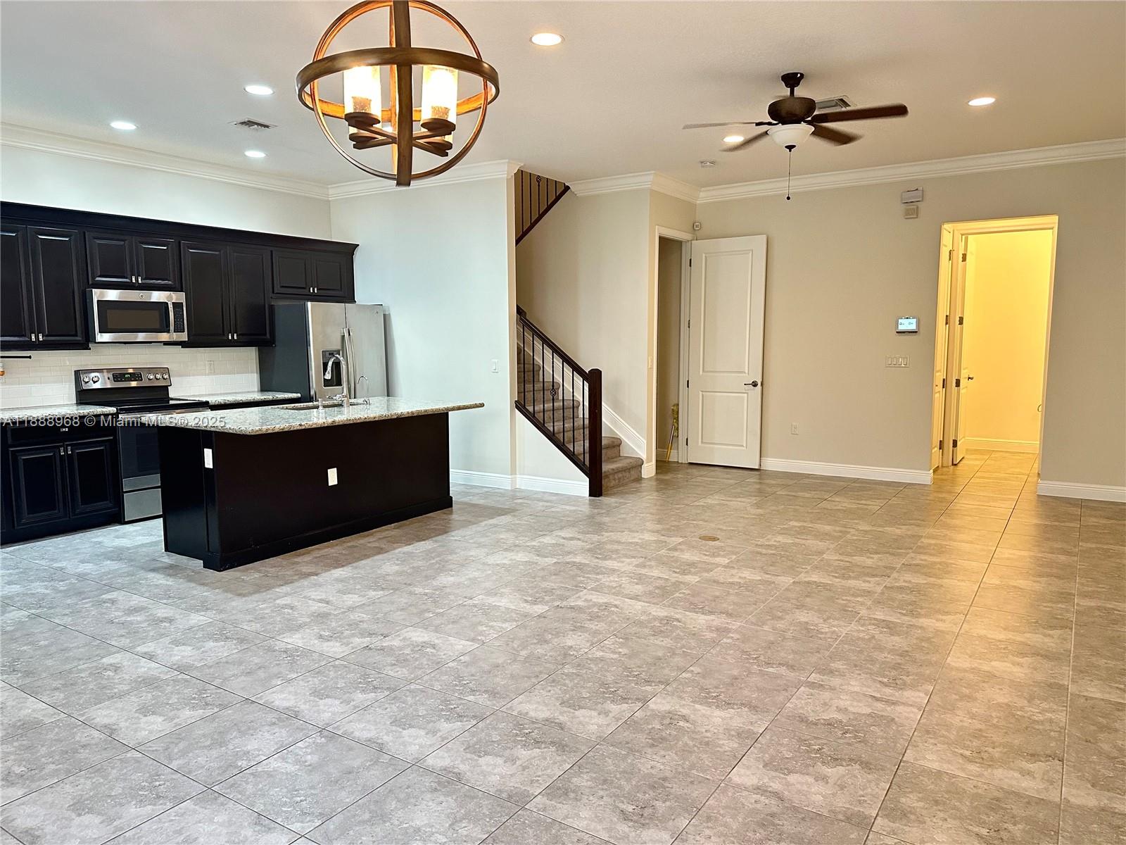 Property photo # 9