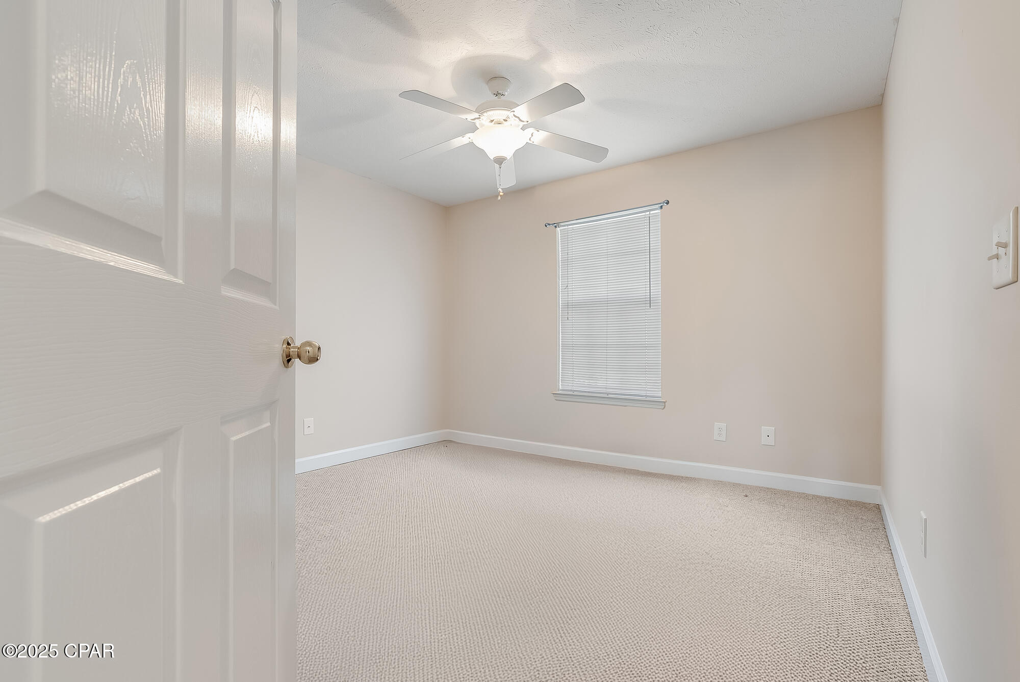 7oimf5oupaj2slj Wyb5 Kcuojgxqstfdvlvontbqji