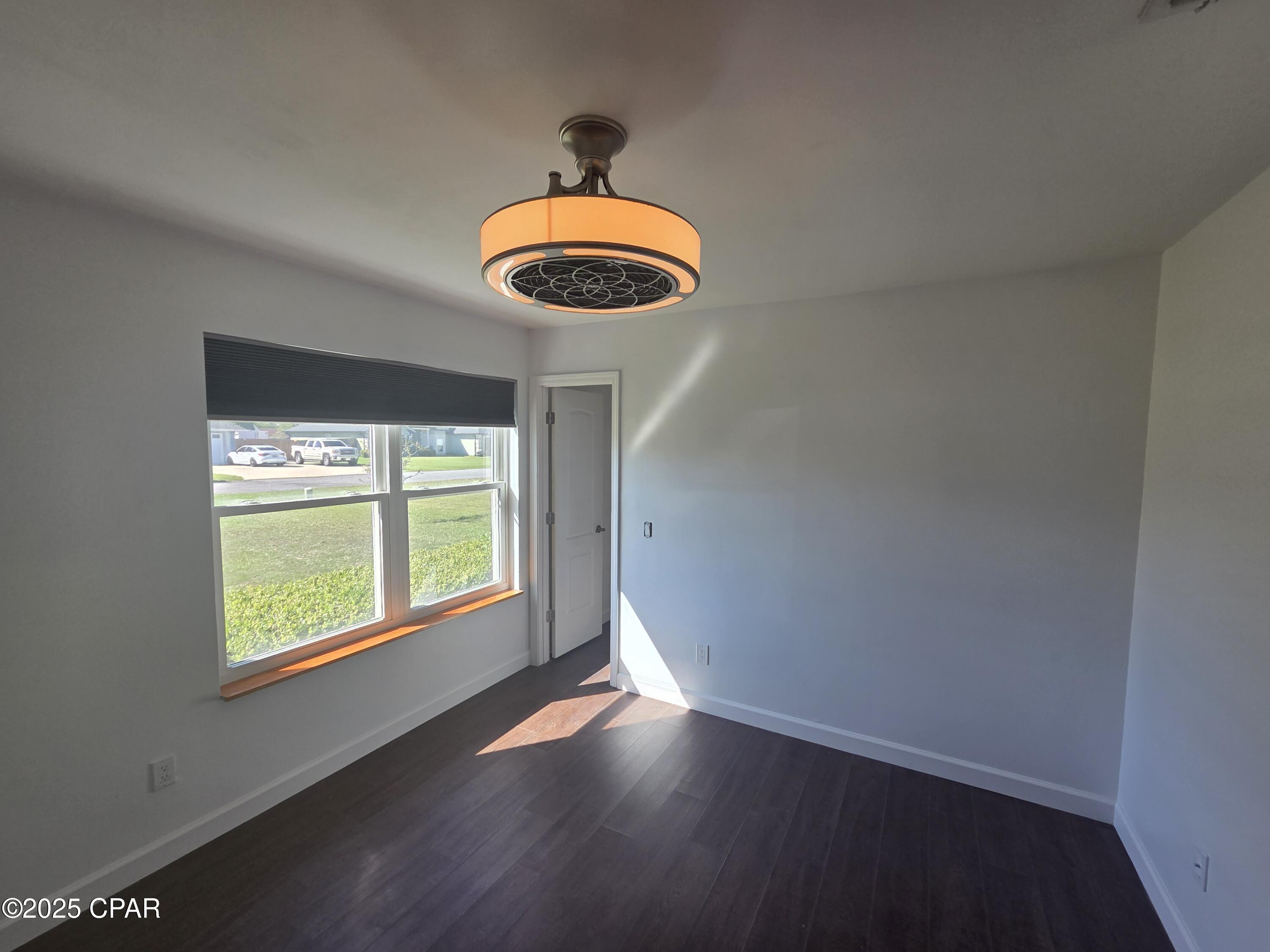 Image 13 For 1303 Sutherland Court