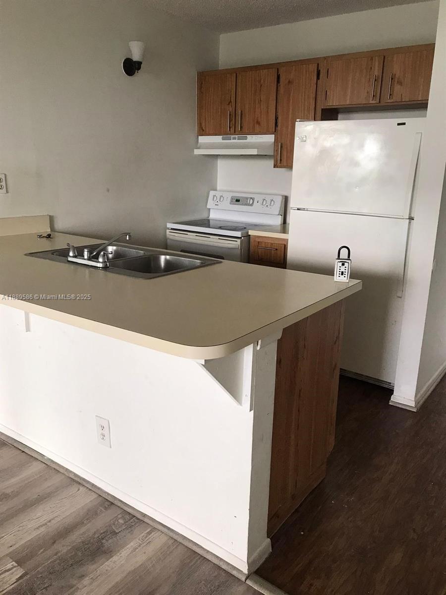 Property photo # 5