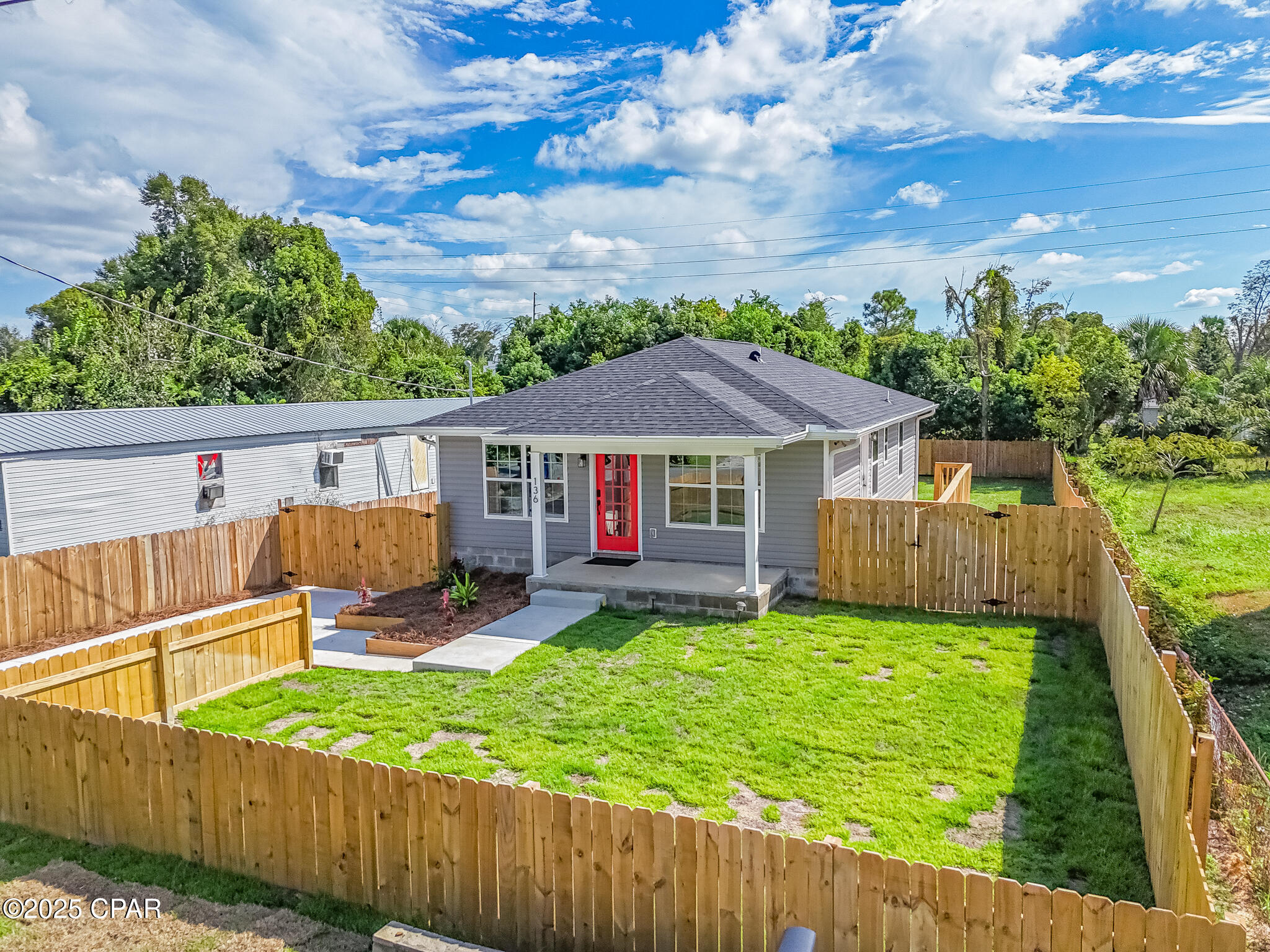 Mvlq4s Y20 Lz7h4rvbmvzz_kapzou7hpuzp0r5vf1e