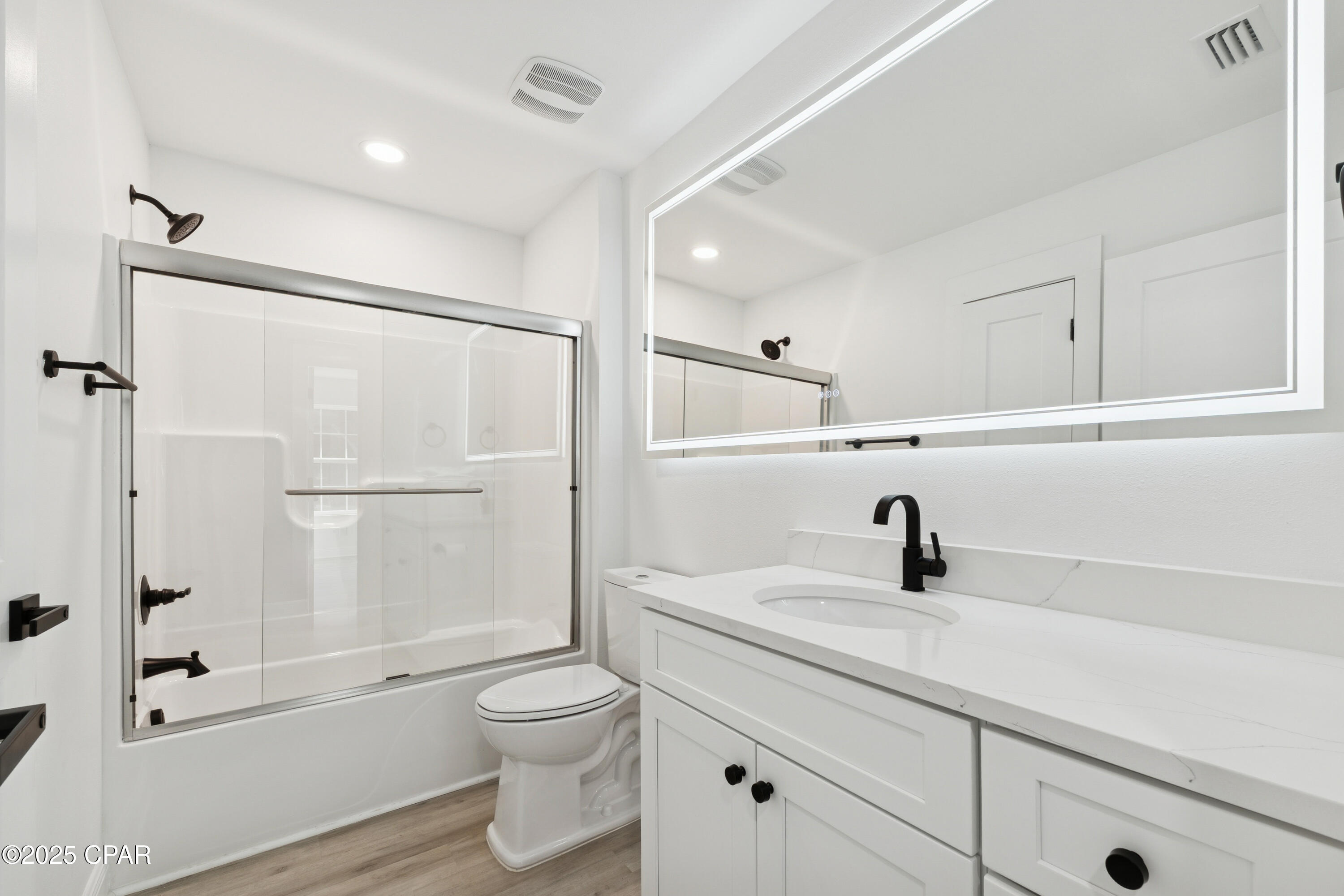 Tj4mi6e0os2jiu0dx5 5iqb98tyuk_3x0yxbrqsr4hc