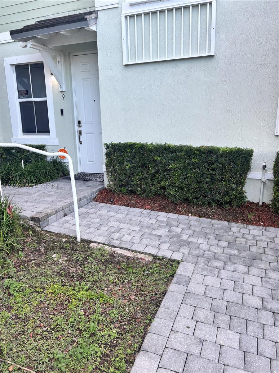 133 28th Ter Unit 9, Homestead, Florida 33033