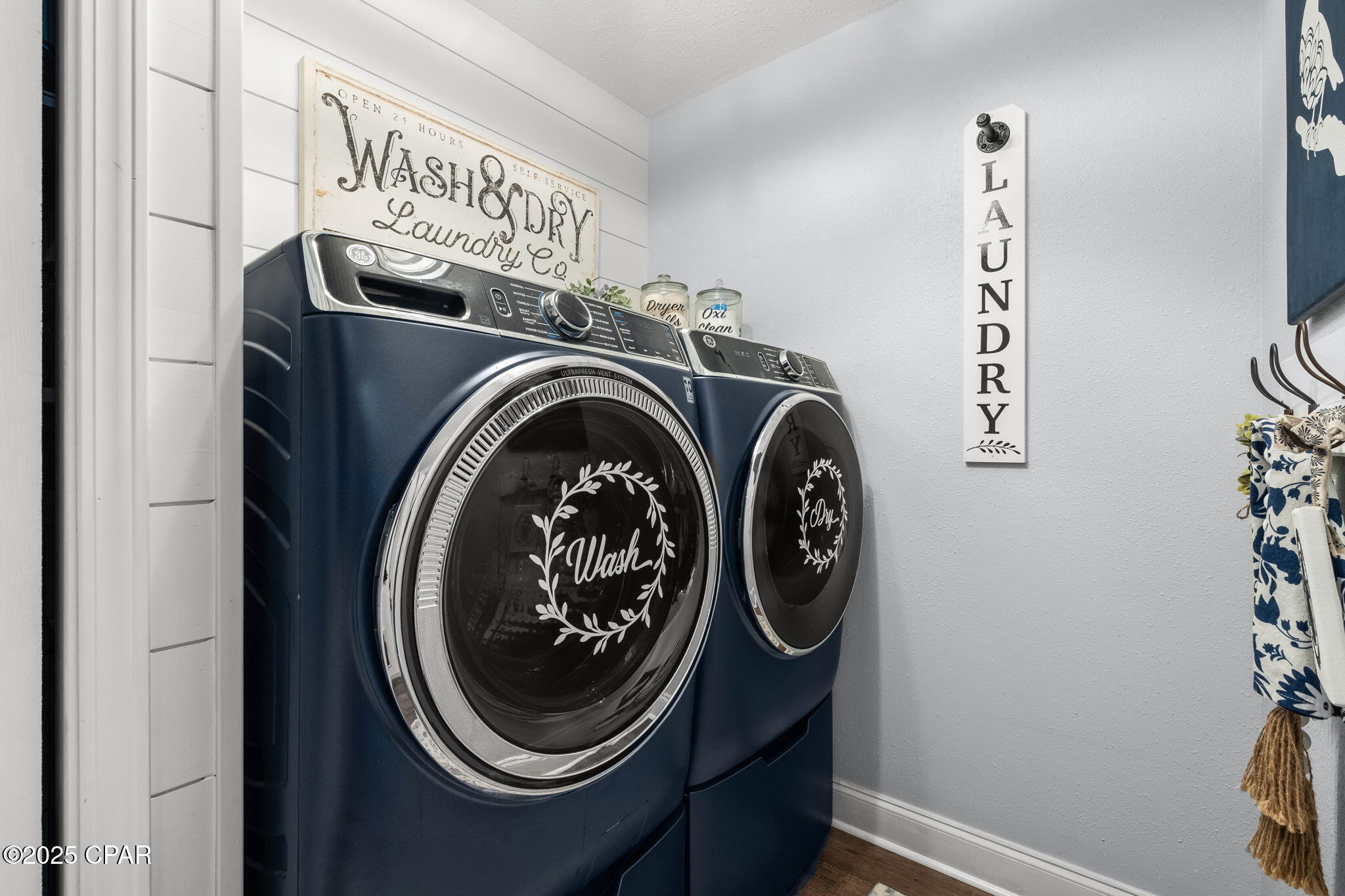 2rl6pr 01jejm5i8in8gj2v4oz19vuqe3mk_kuqfyvi