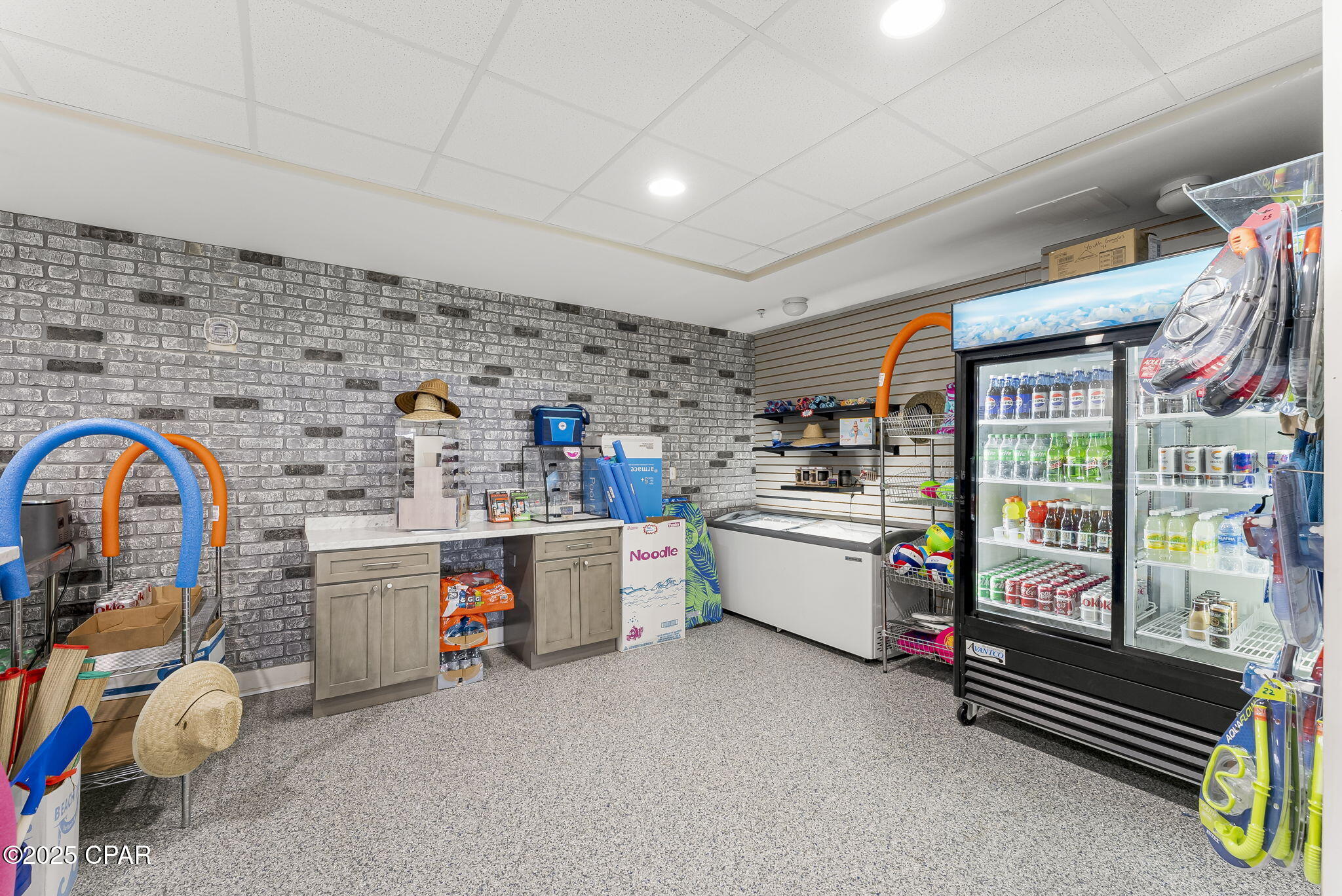 F3m_bt571mtrsnscztkhqinzgjff2rseueaykgy1qiq