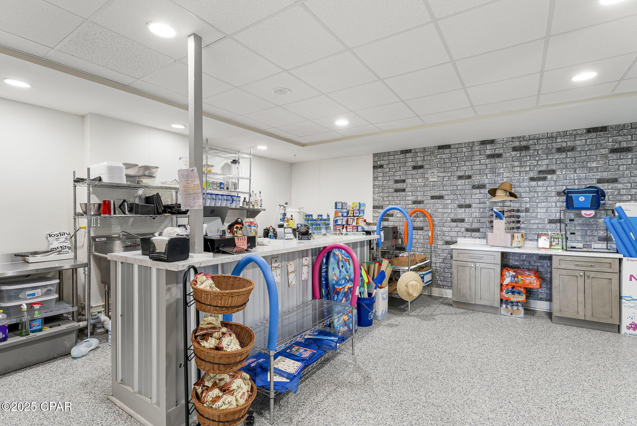 Qm8ygis08gwbgdba_mykm9fsoir591sd4tx 10kt1qg