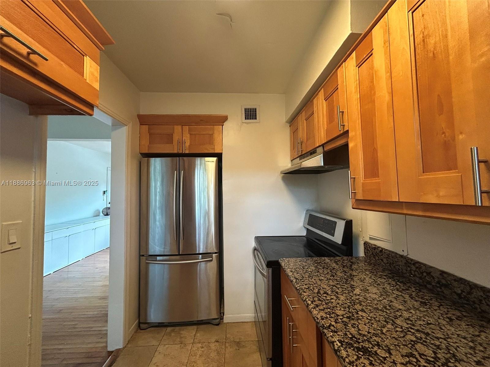 Property photo # 6