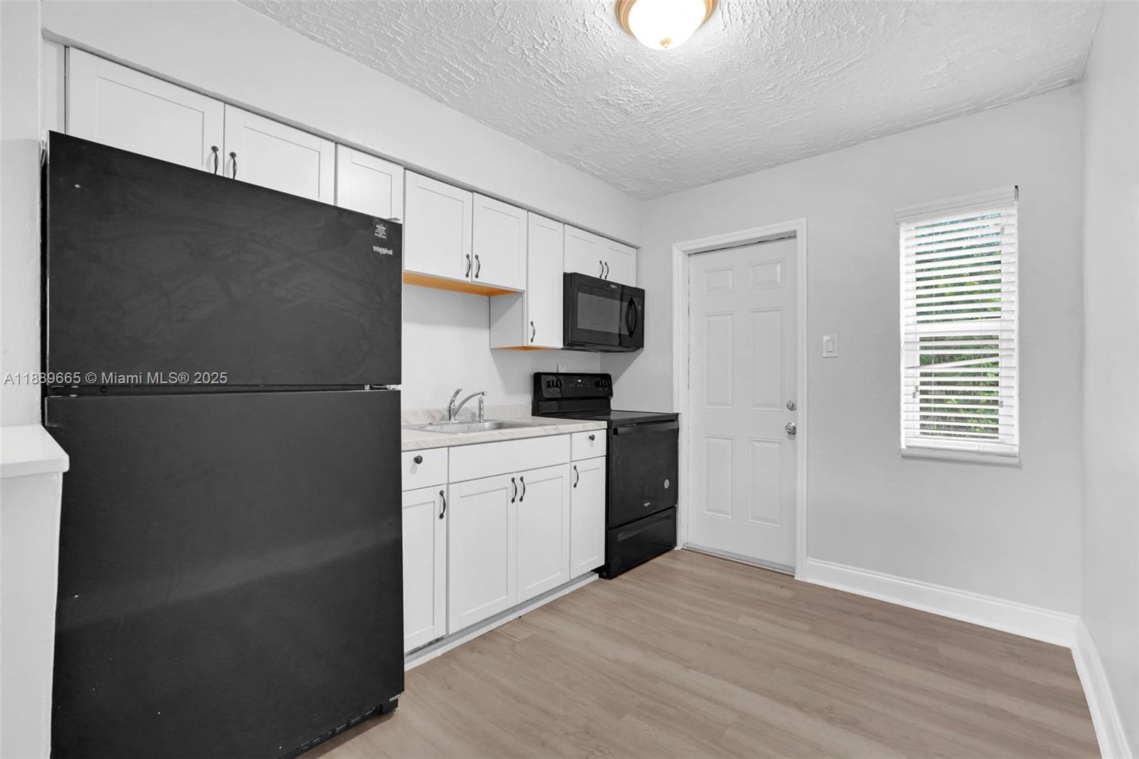 Property photo # 7