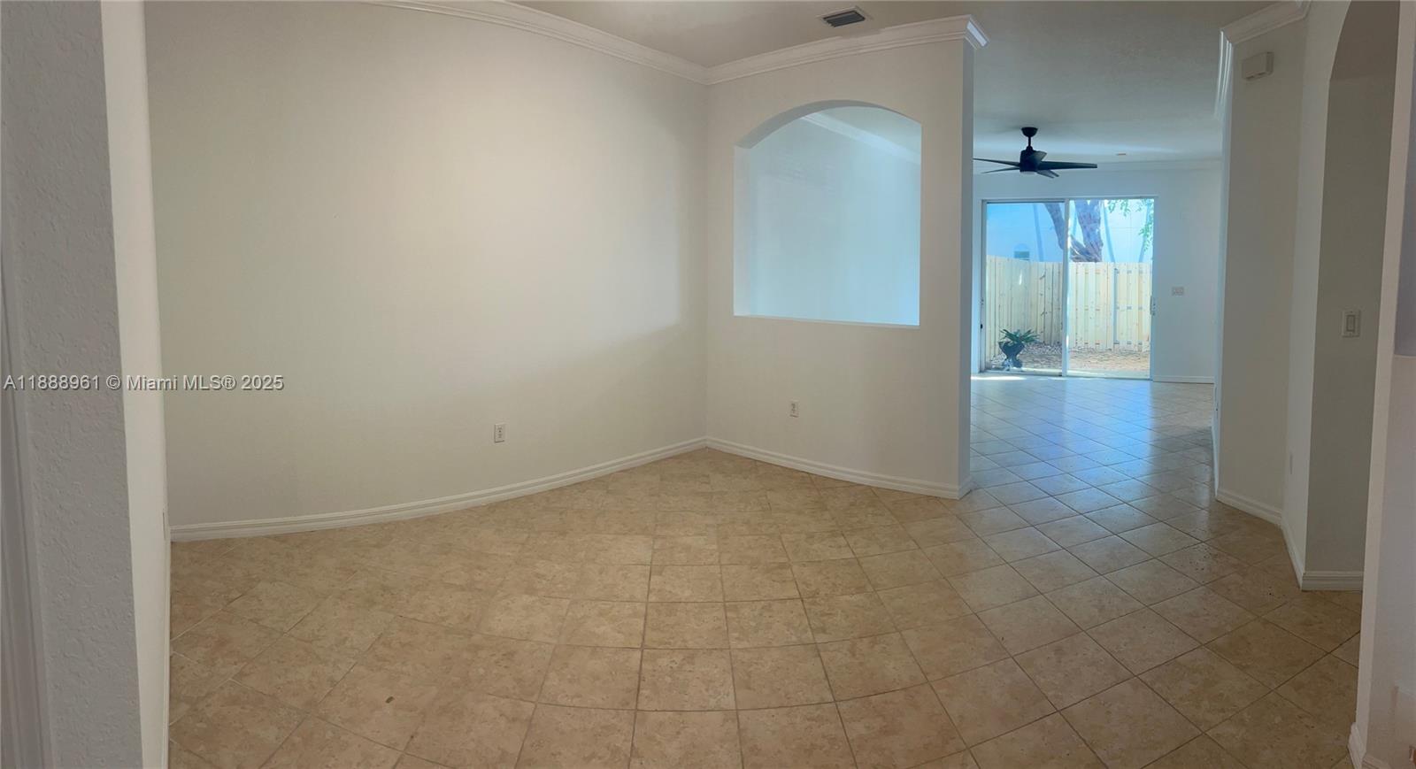 Property photo # 9