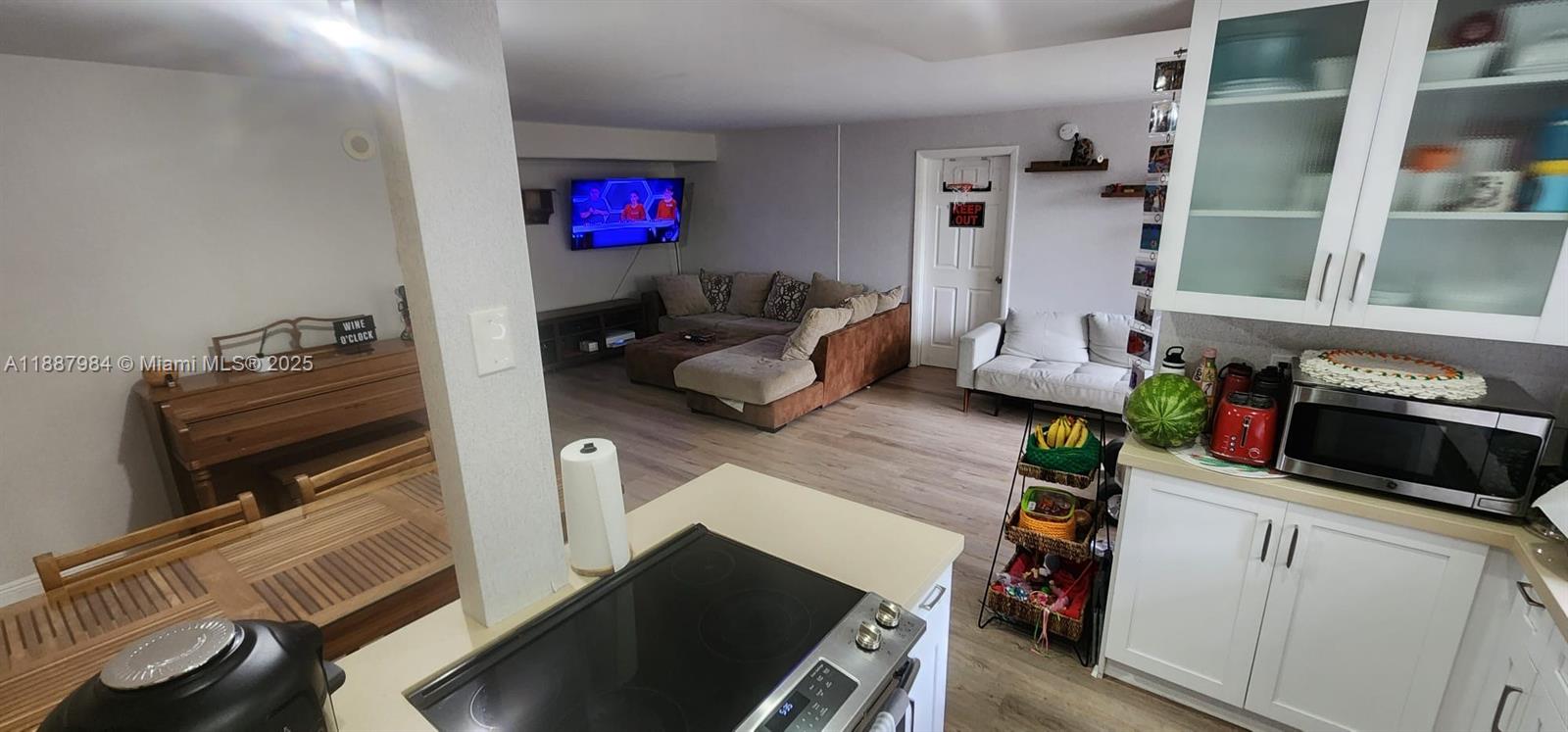 Property photo # 9