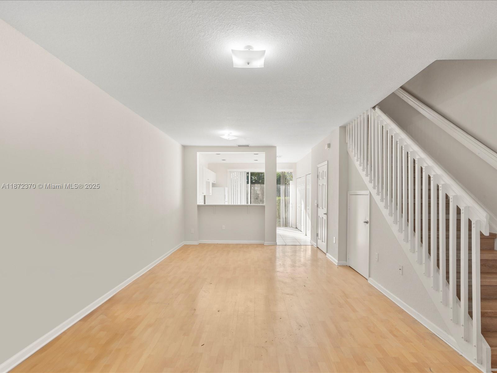 Property photo # 8