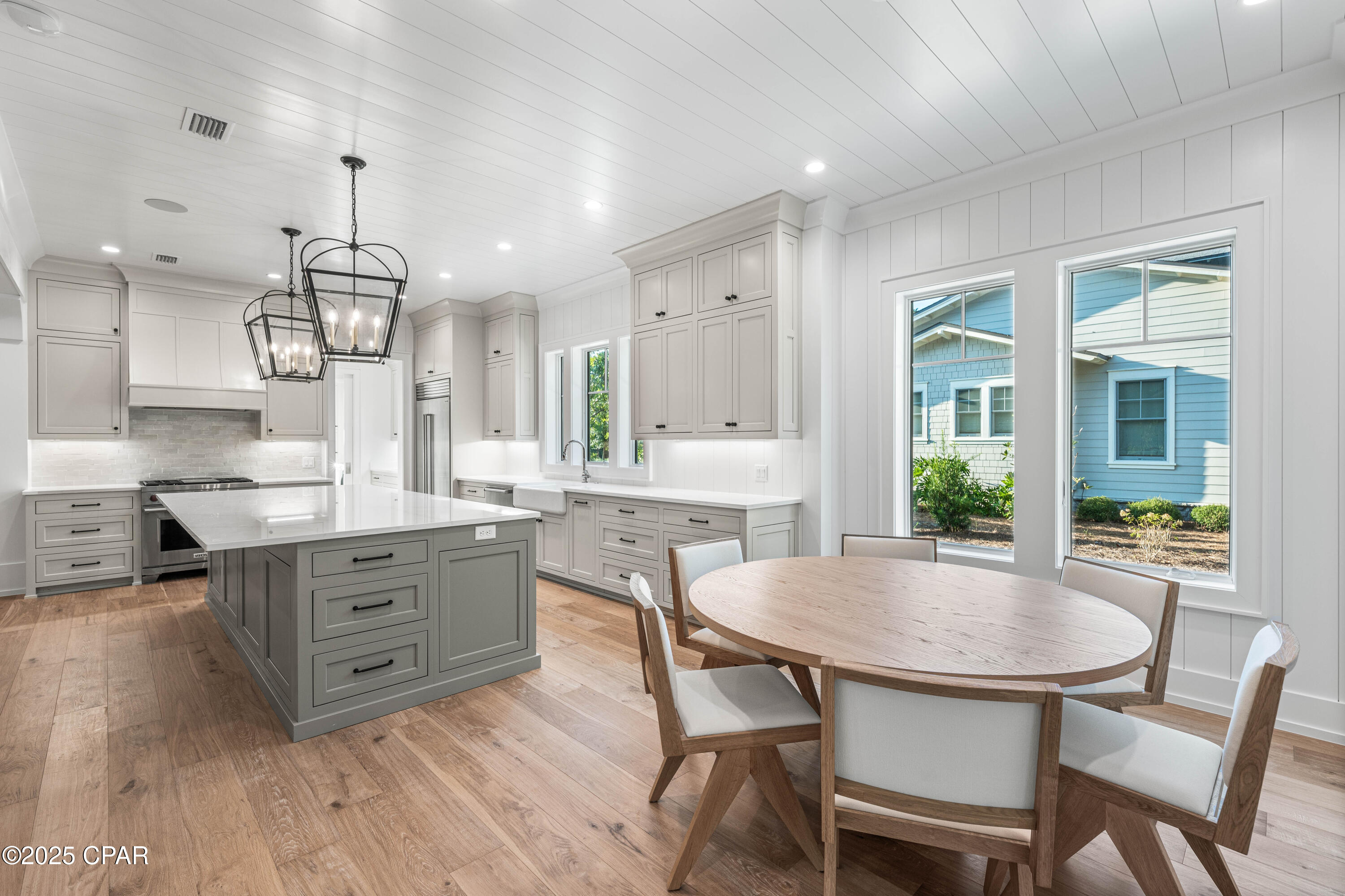 _1duuuxgrgukm3smnduswqcvuxtv Whstiuttect_ww