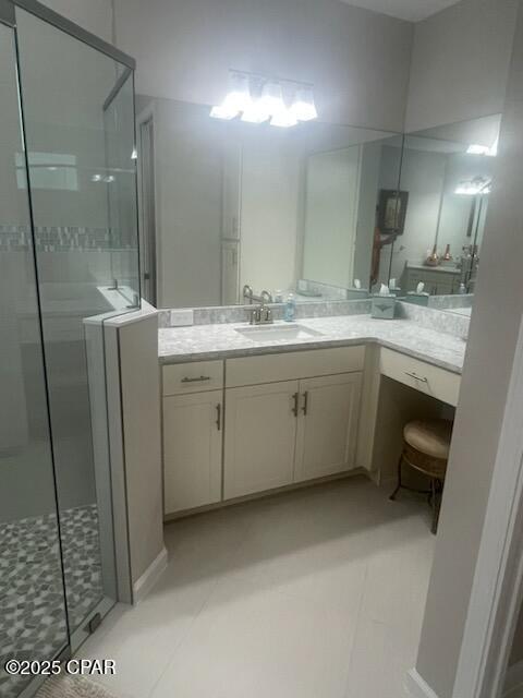 V  Lhrupko1jgir9bxe8zq4rp5c9qxlyetxu9lbybkg