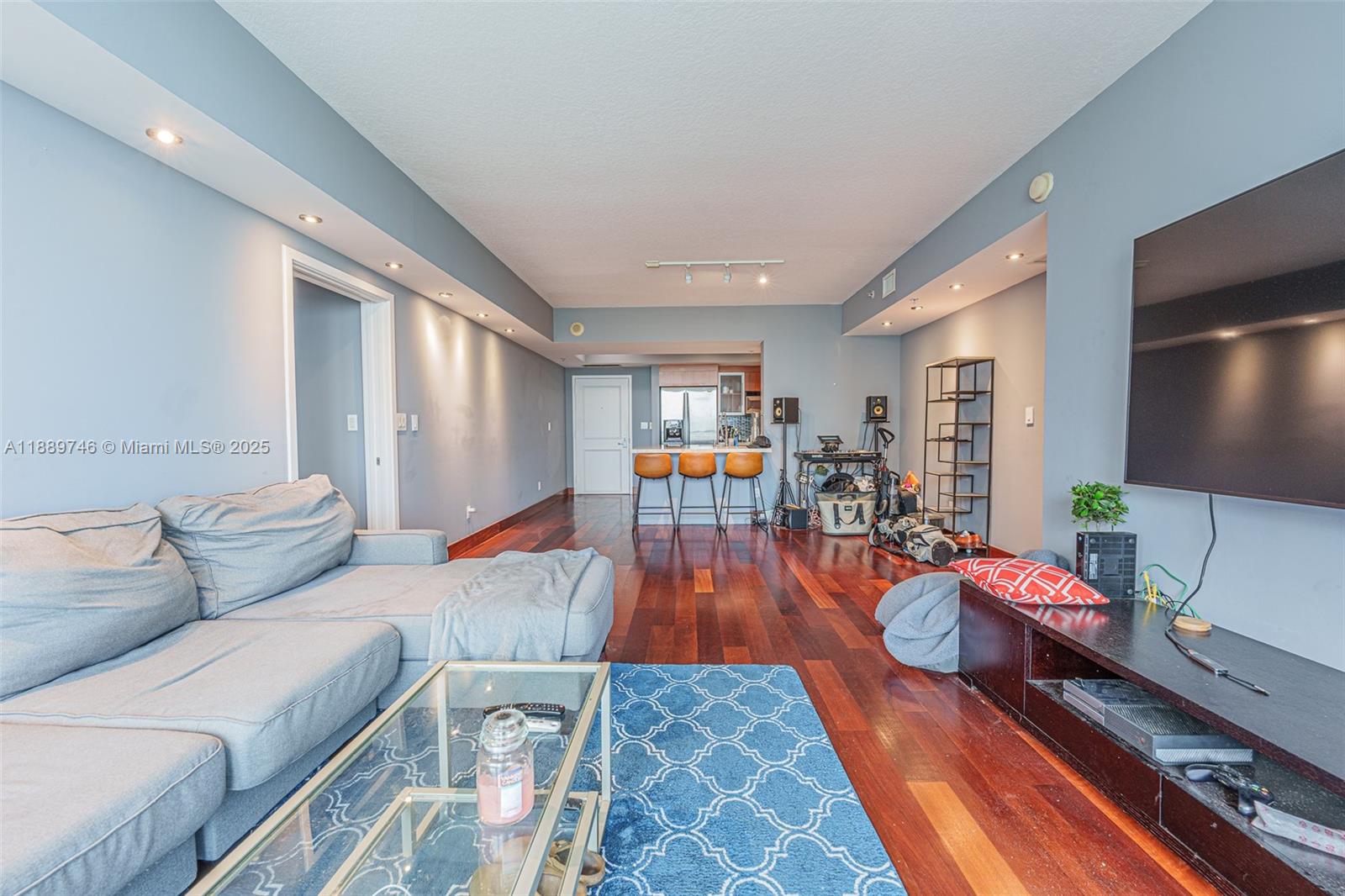 Property photo # 3