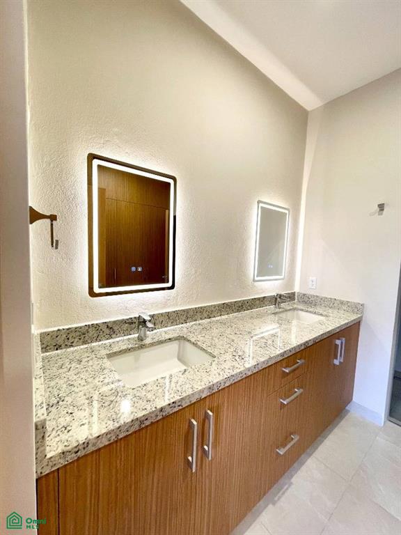 Avenida Miguel Angel Herrera Esquina con Via de Lerry Lomas del, 23470 Cabo San Lucas, B.C CONDO COSTA MARE 1302, Cabo San Lucas Centro, Los Cabos, Baja California Sur