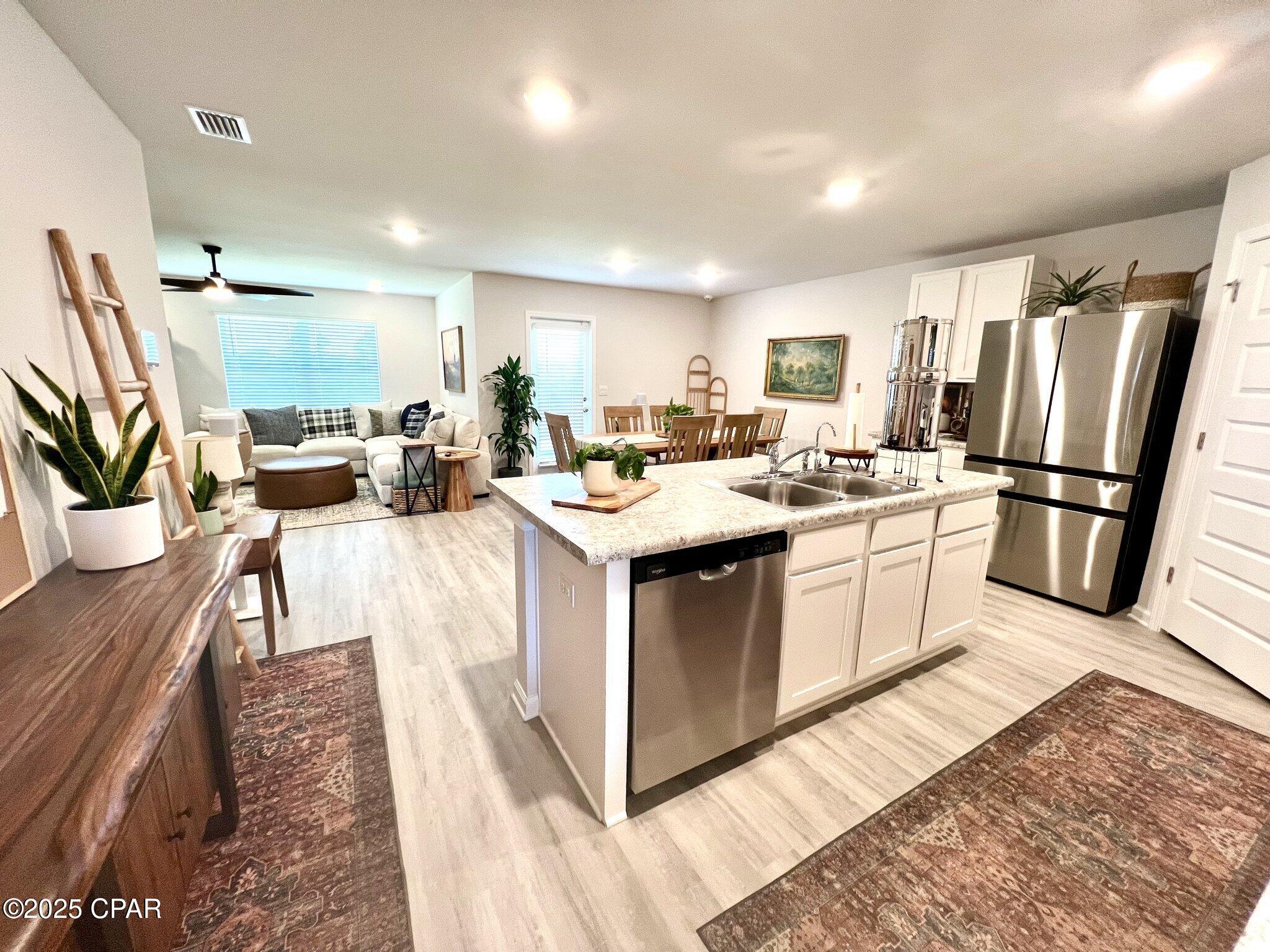 Fspa4  H7whqciaggrl7eytp2wg7vl 5ddzr9d00d1g